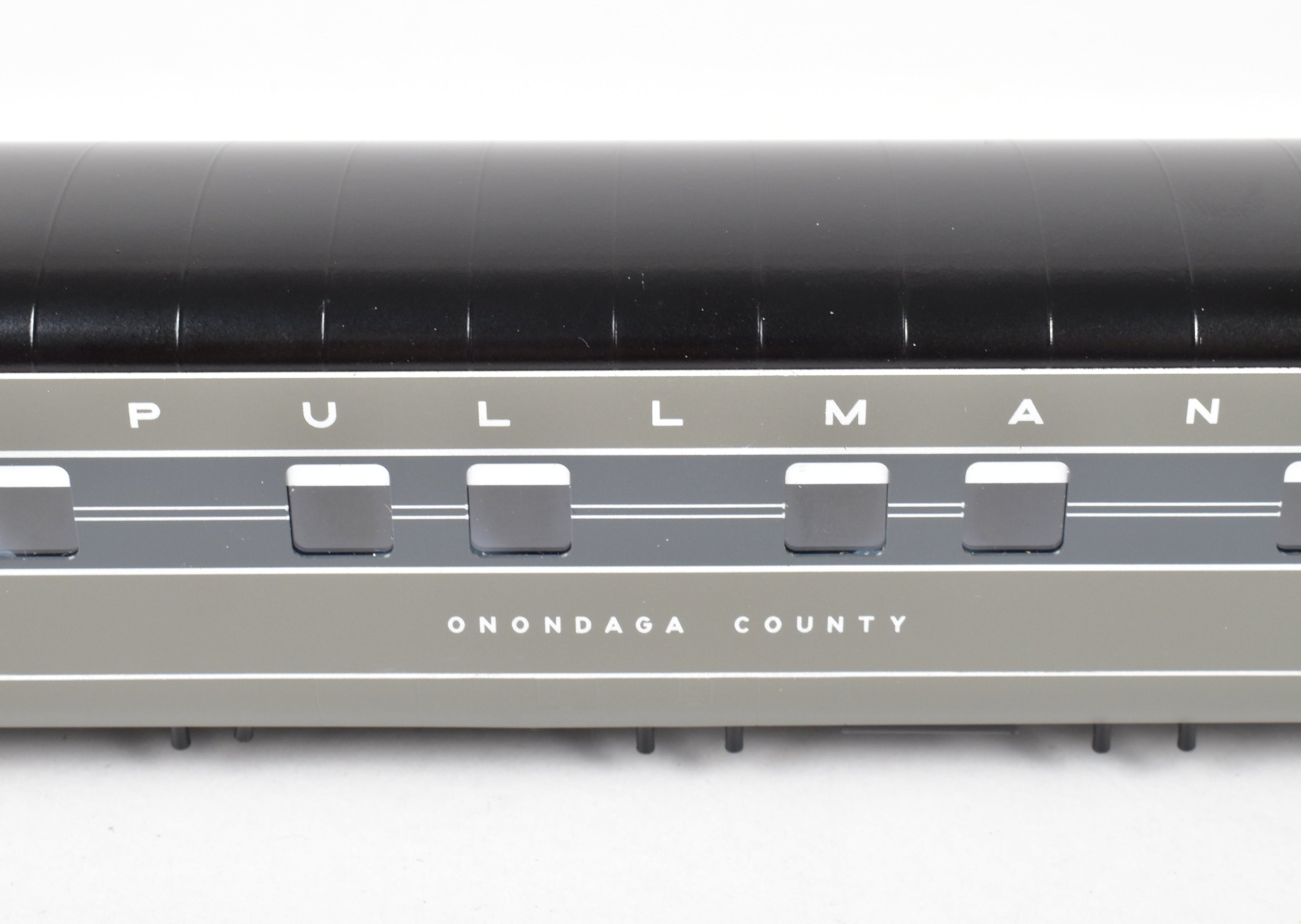 HO Scale Brass Passenger Car Set - Challenger Imports NYC - New York Central 1940 20th Century Limited 10-Car Passenger Train Collection