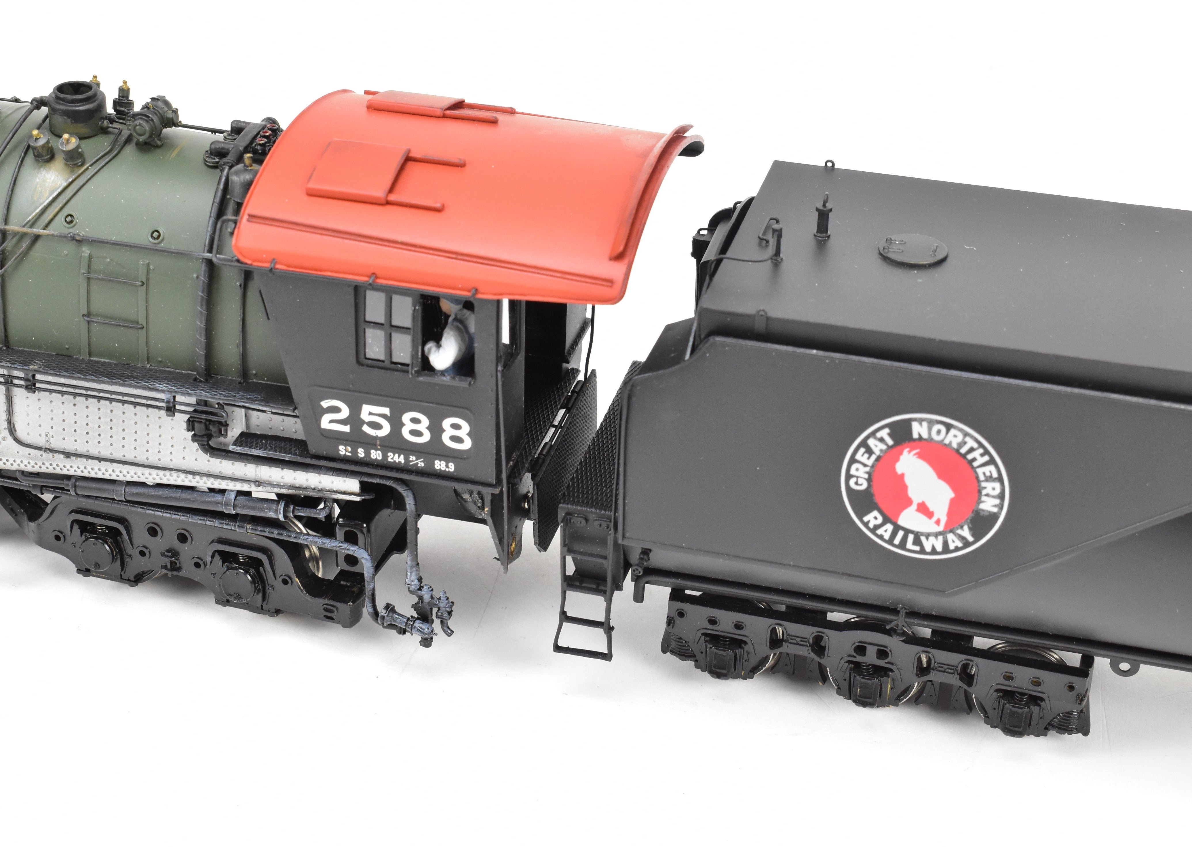 O Scale Brass Model Train - Sunset Models Great Northern S - 2 Class 4 - 8 - 4 Custom Painted Locomotive No. 2588