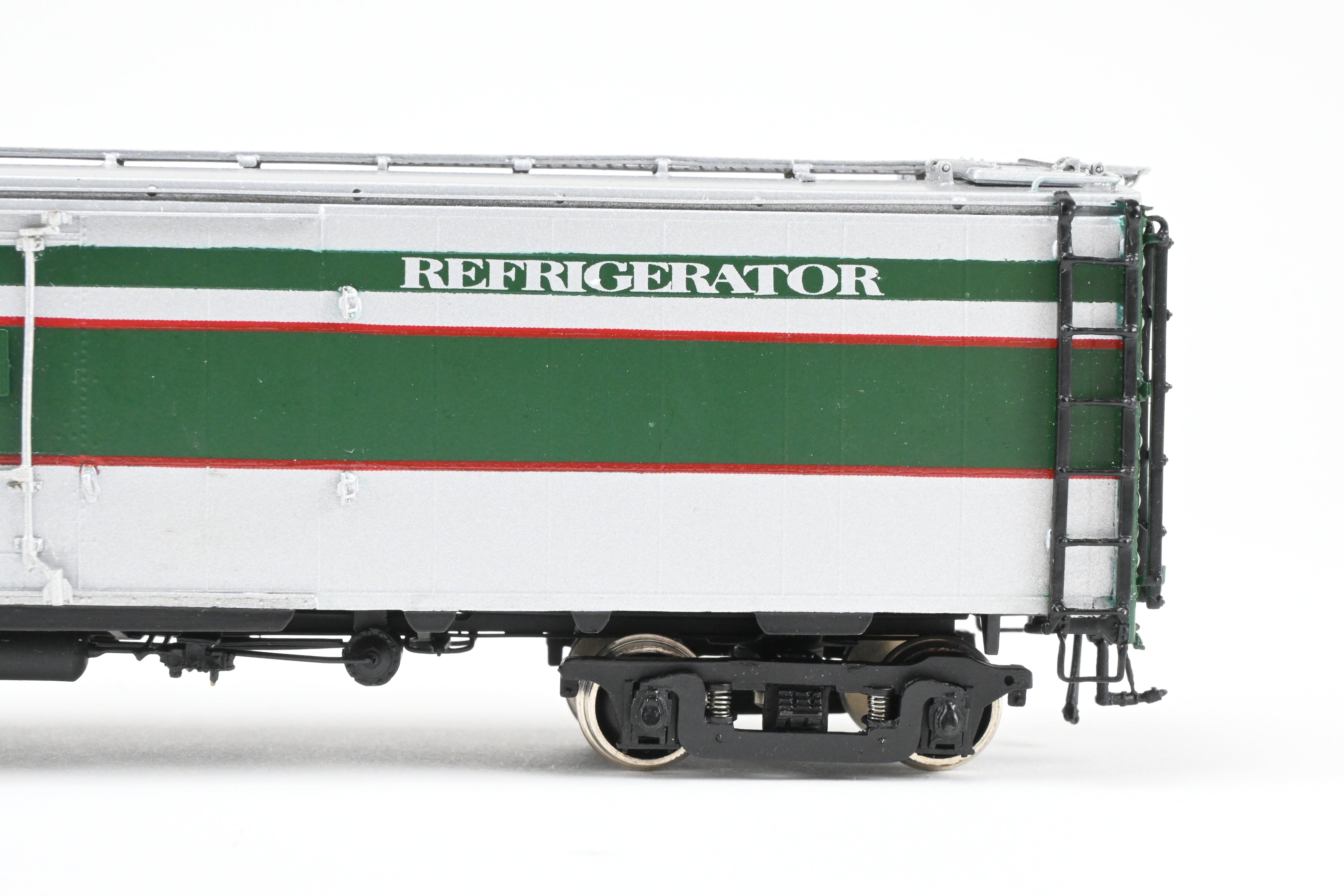 1993 HO Brass Challenger Imports 52' Steel Express Refrigerator Car
