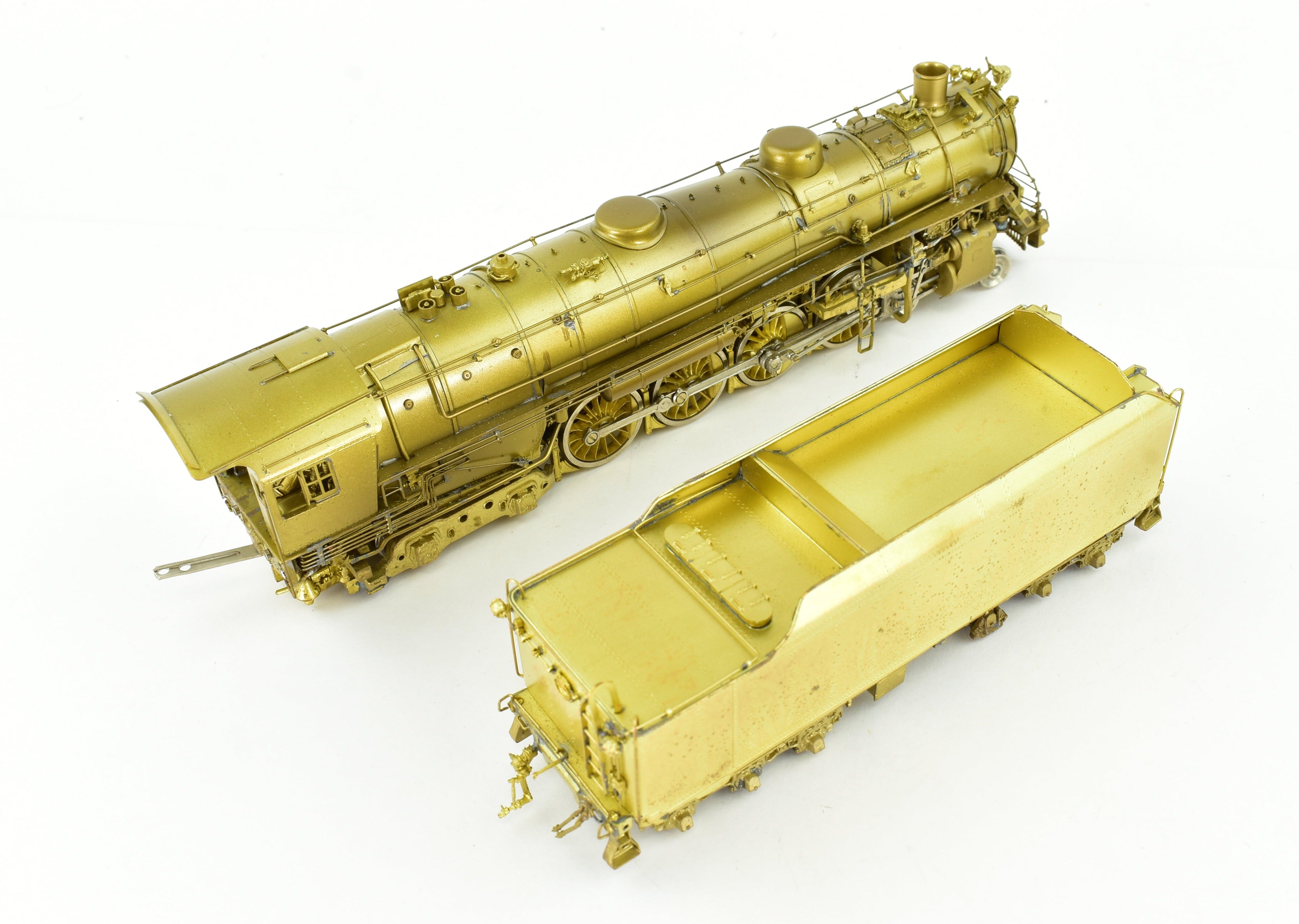 High - Quality HO Scale Brass Model Train Key Imports Classic NP - Northern Pacific Class A - 1 4 - 8 - 4 Steam Locomotive No. 2626