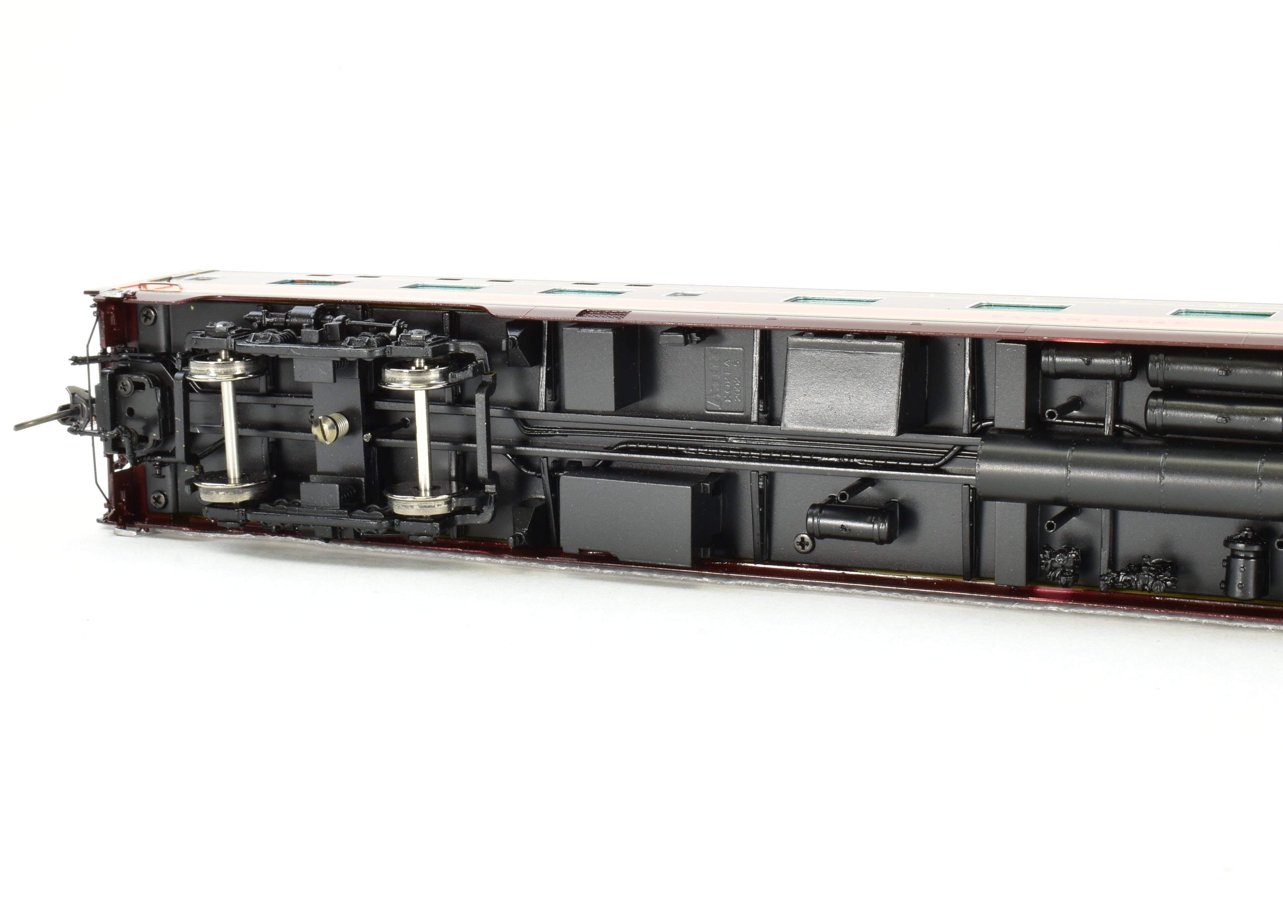 HO Scale Brass Model Train Set - Railway Classics Illinois Central 1942 Panama Limited 10-Car Set with EMD E6 AA Set F/P, Featuring ESU DCC & Sound System
