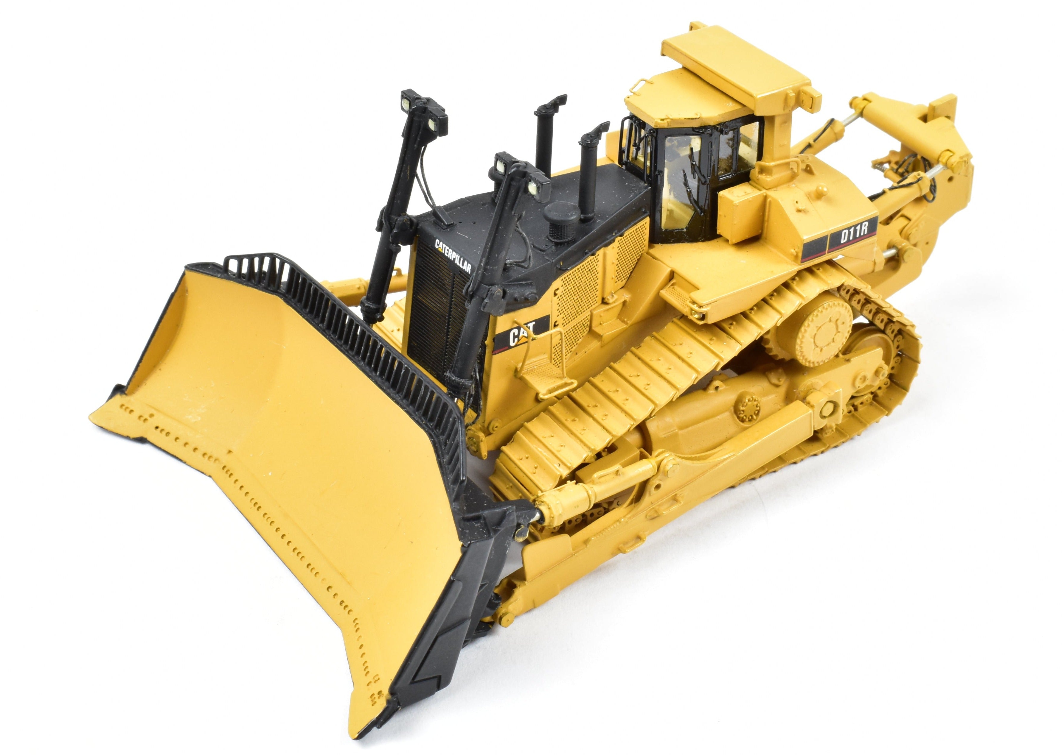 High - Quality HO Scale Brass Construction Model of Caterpillar D11R Track Type Tractor with Factory - Applied Yellow Paint
