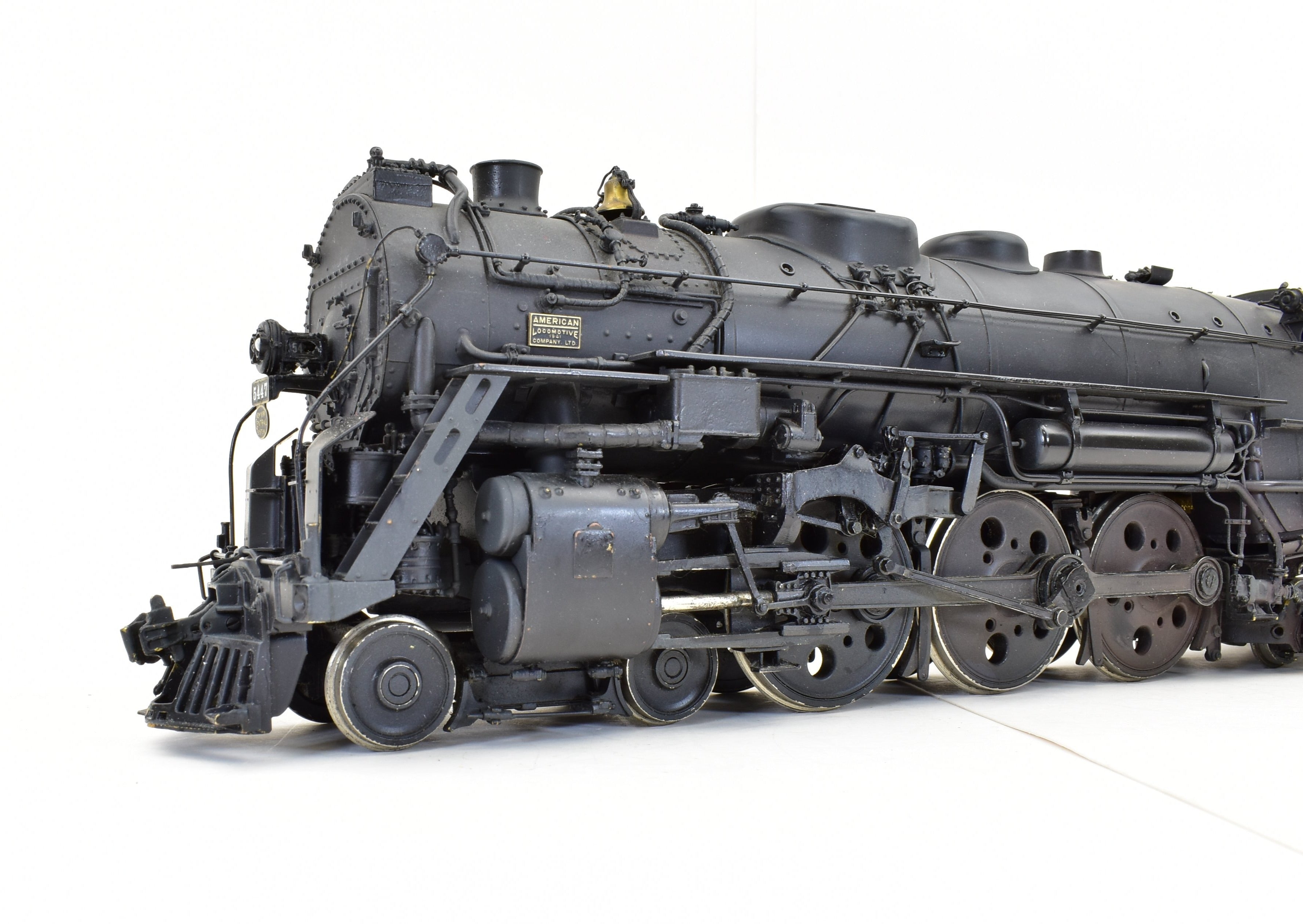 O Scale Brass Model Train - Precision Scale Co. from NYC - New York Central J-3a 4-6-4 De-Streamlined Hudson Locomotive with Custom Painting