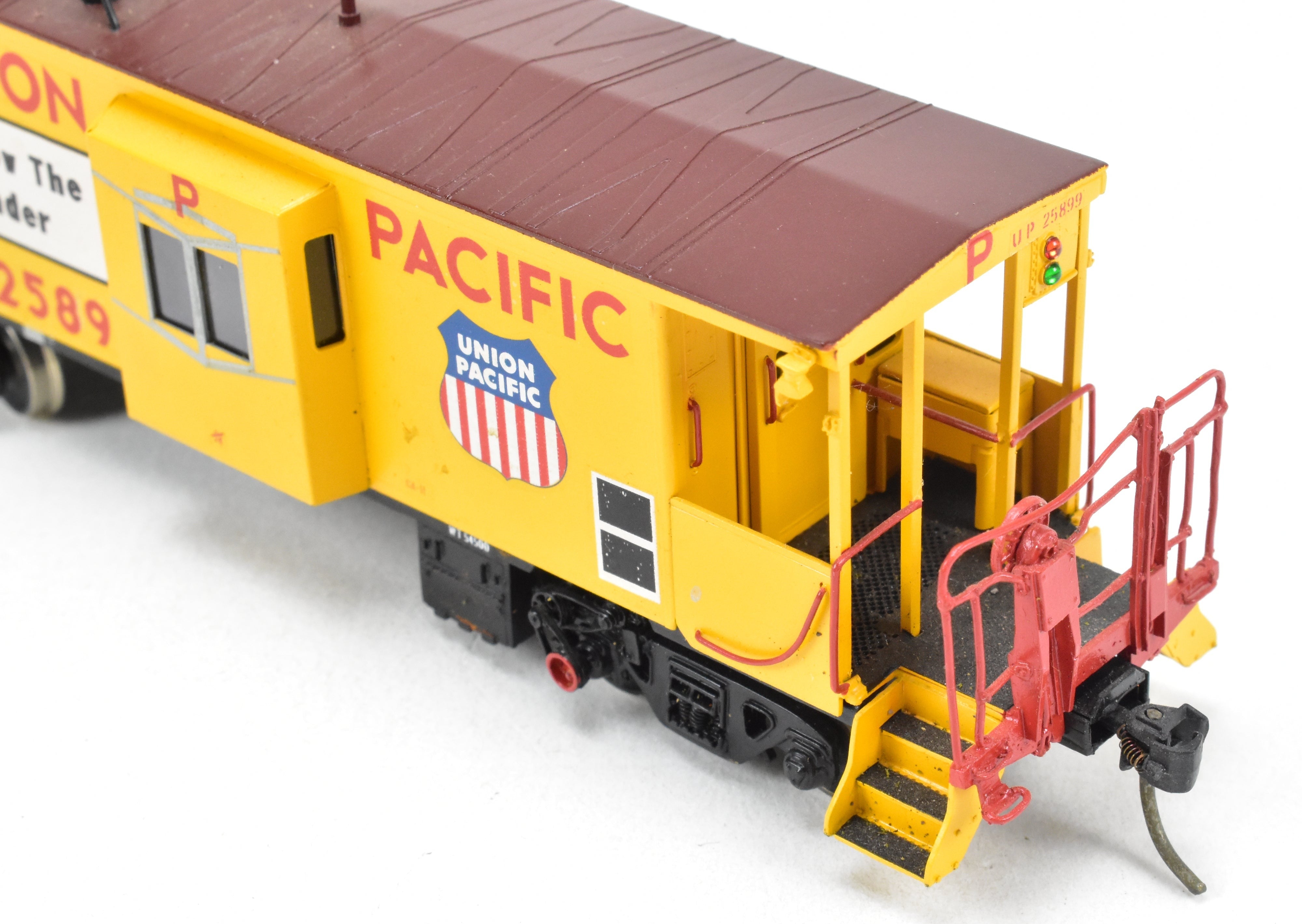 HO Scale Brass OMI - Overland Models, Inc. Union Pacific (UP) CA - 11M Caboose Model CP No. 25899 for Model Train Enthusiasts