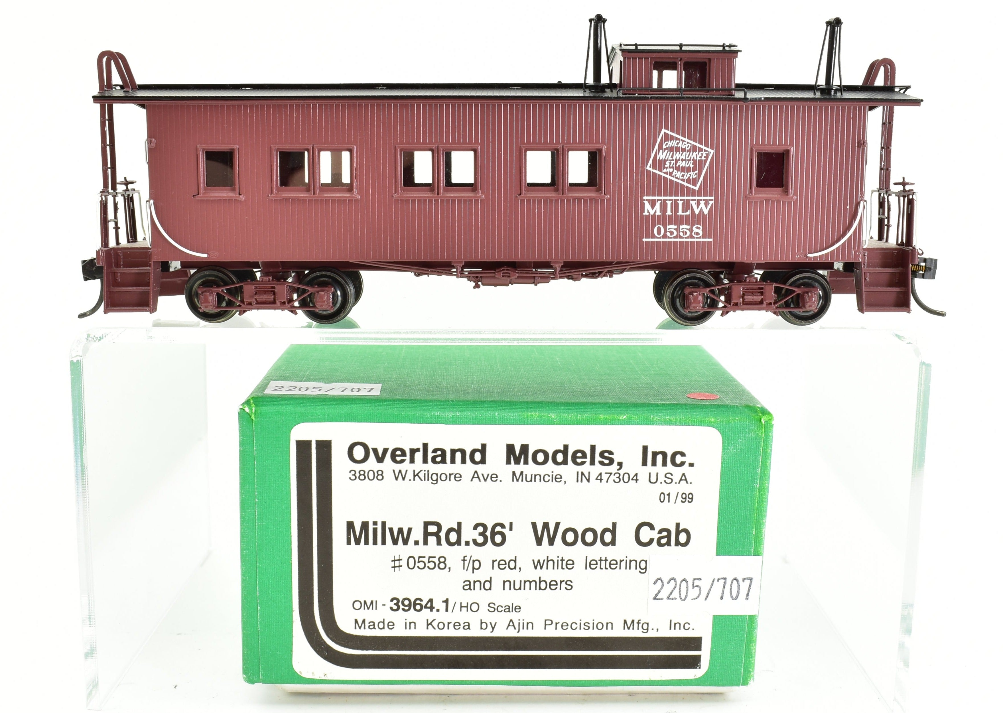 HO Scale Brass OMI Milwaukee Road 36' Wood Caboose No. 0558 by Overland Models