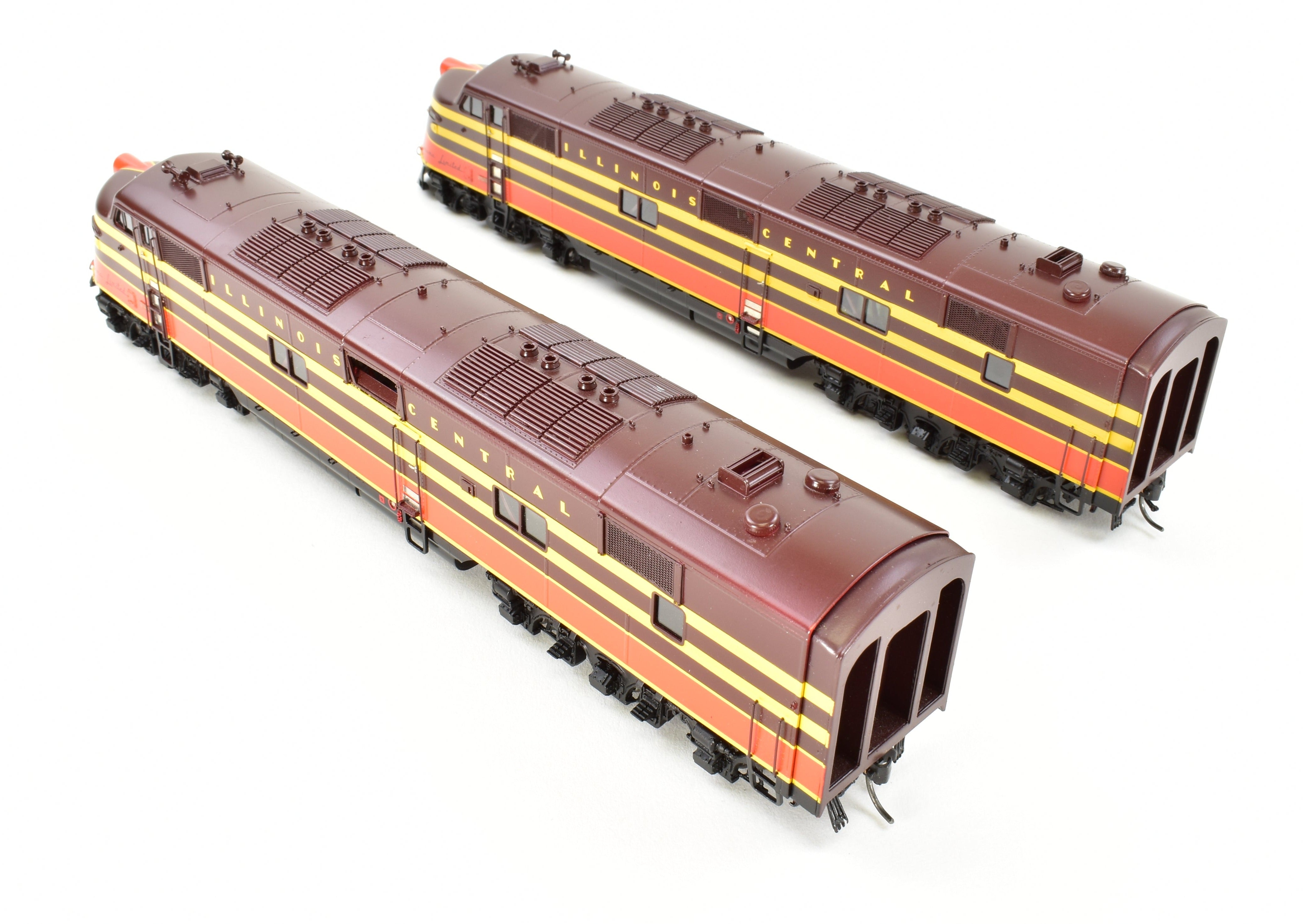 HO Scale Brass Model Train Set - Railway Classics Illinois Central 1942 Panama Limited 10-Car Set with EMD E6 AA Set F/P, Featuring ESU DCC & Sound System