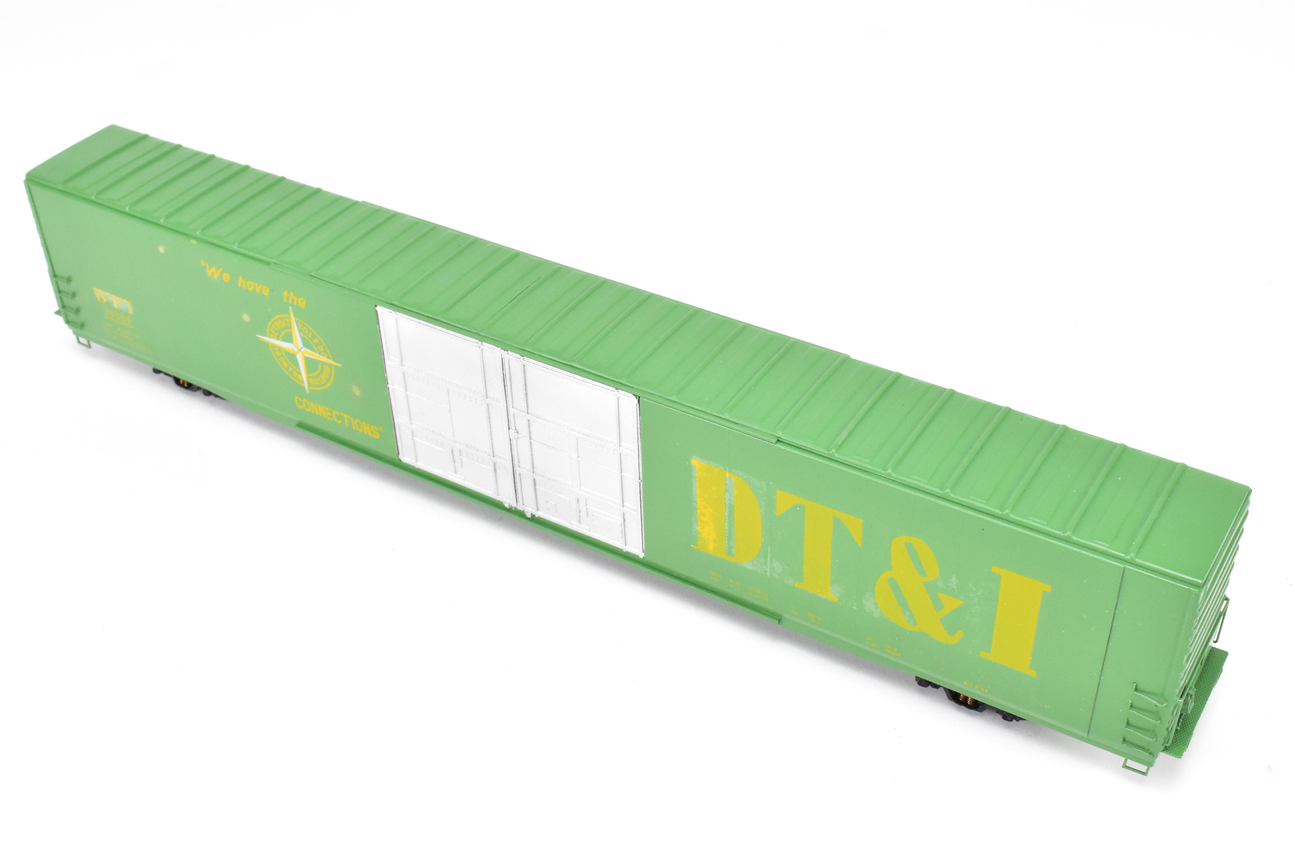 HO Scale Brass Model Trains - Detroit Toledo & Ironton (DT&I) 86 Foot High - Cube Boxcar, Custom - Painted in Lime Green, Model Number CP DT&I 26201