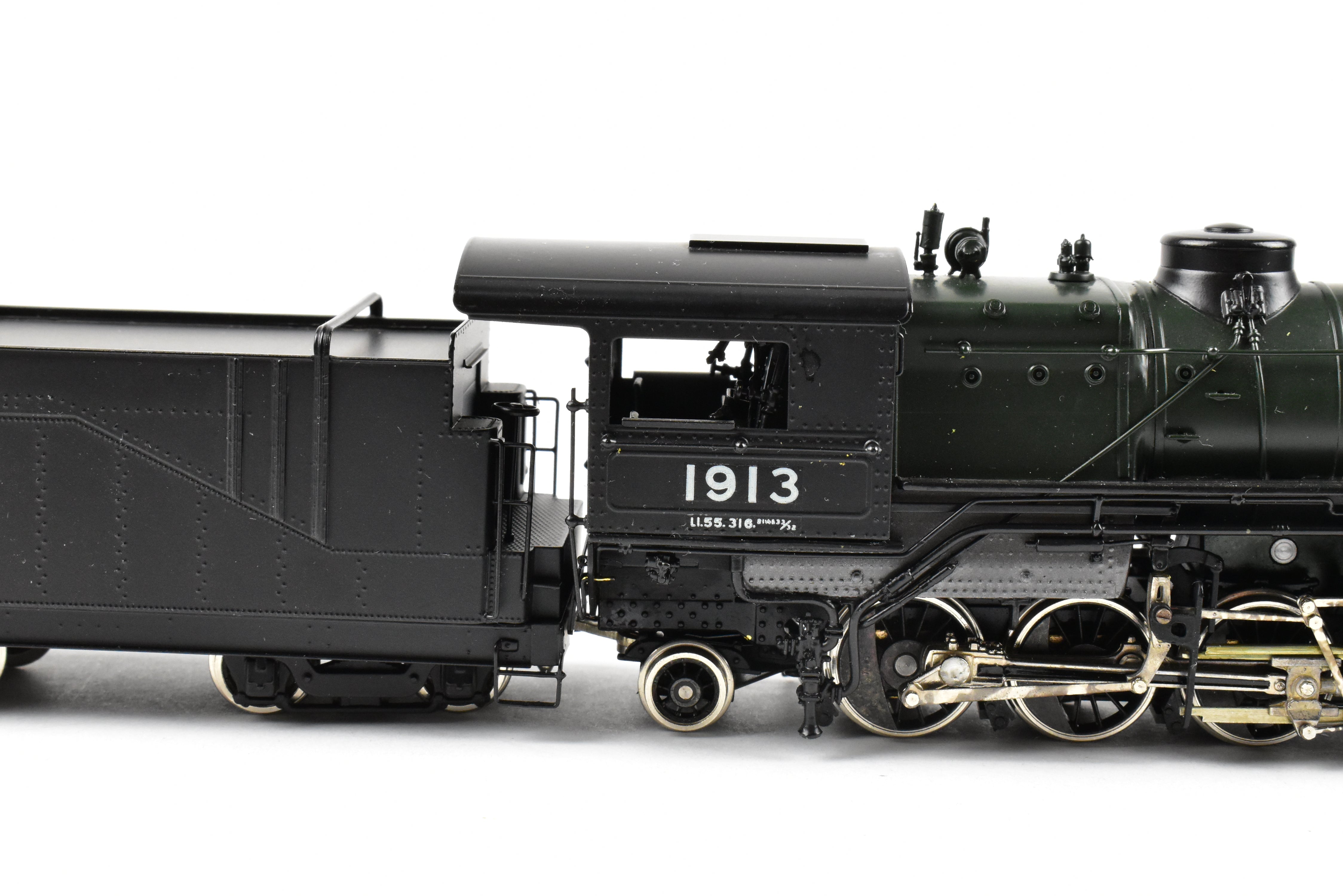 HO Scale Brass Model Train - Tenshodo Great Northern 2-6-6-2 Class L-1 Factory Painted Locomotive #1913 with Crown Design