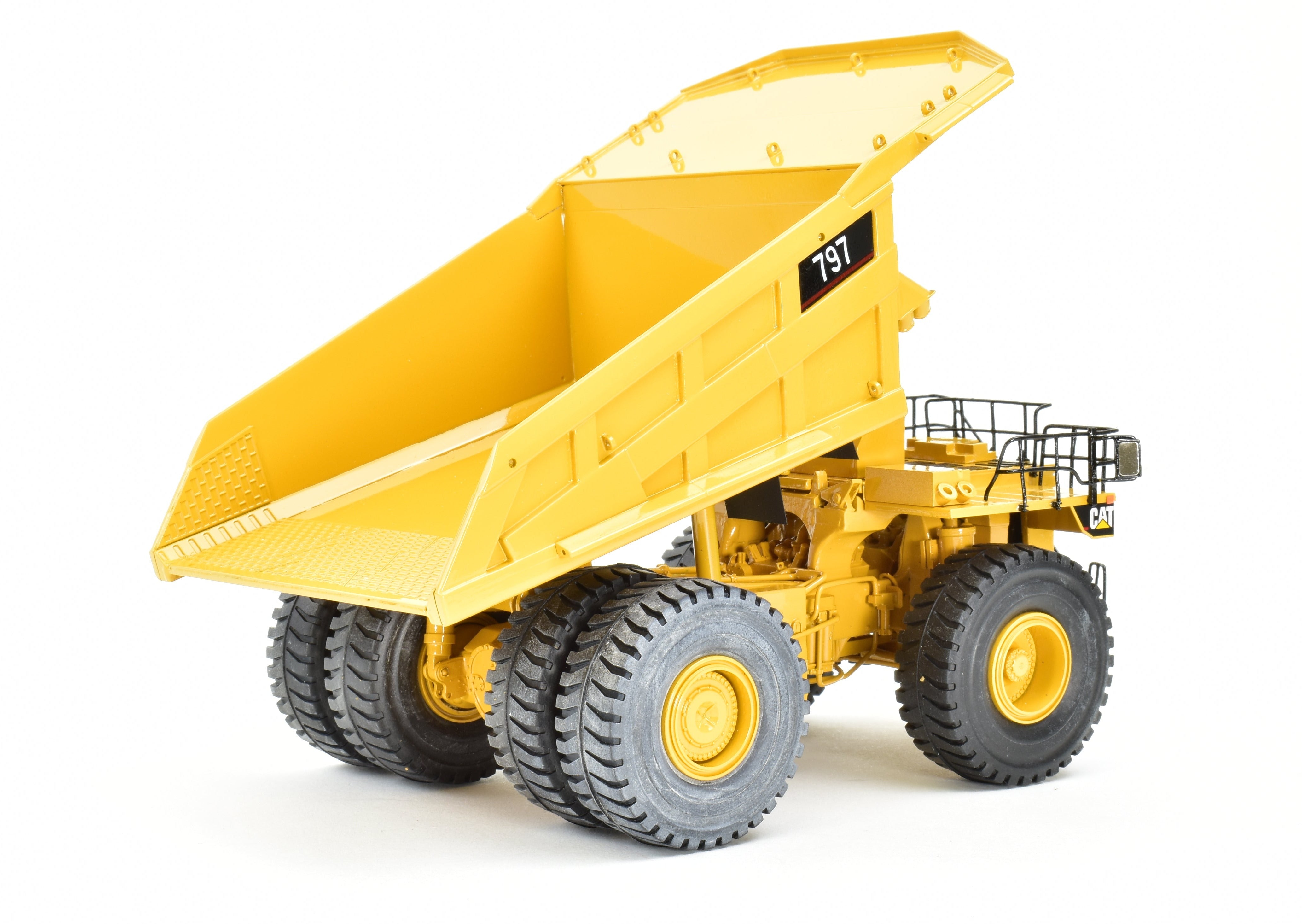 High - Quality HO Scale Brass Construction Caterpillar 797 Mining Truck Model by CCM