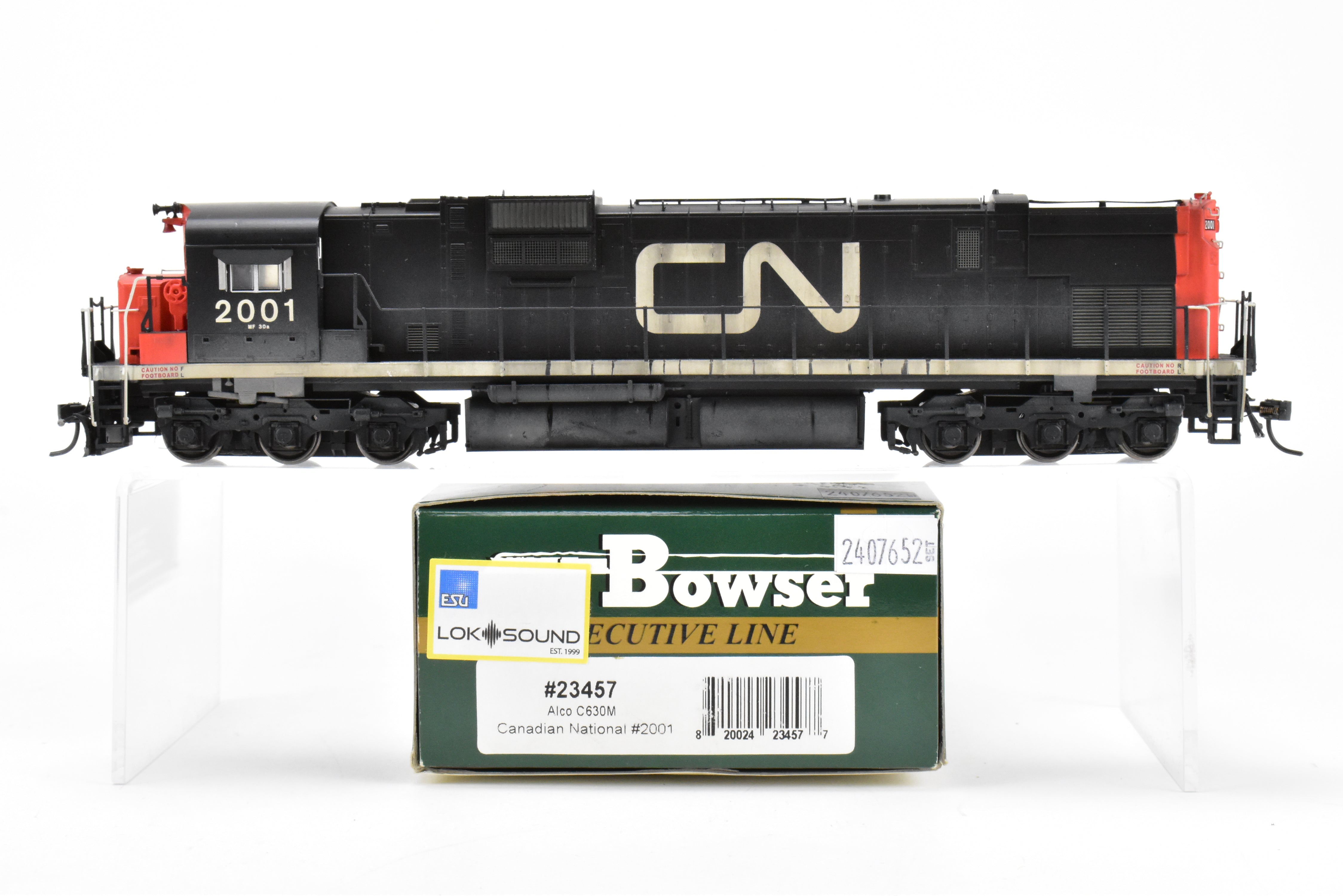 HO Scale Con Bowser Executive Line Canadian National Railway Alco C630M Model Train with ESU DCC and Sound Function, Featuring Road Number 2001 and Professional Weathering