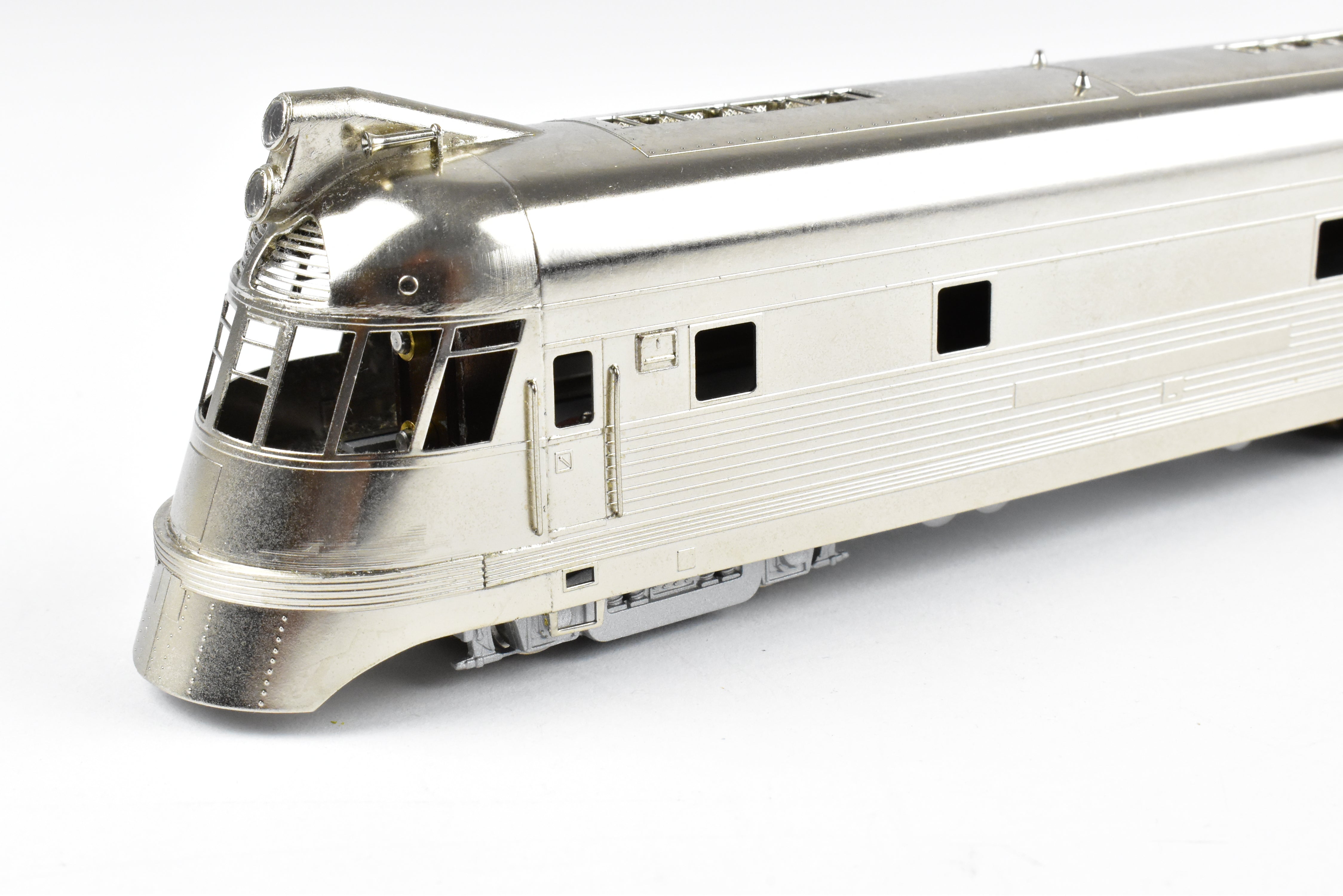 HO Scale Brass Oriental Limited CB&Q - Burlington Route EMC EA Passenger Locomotive