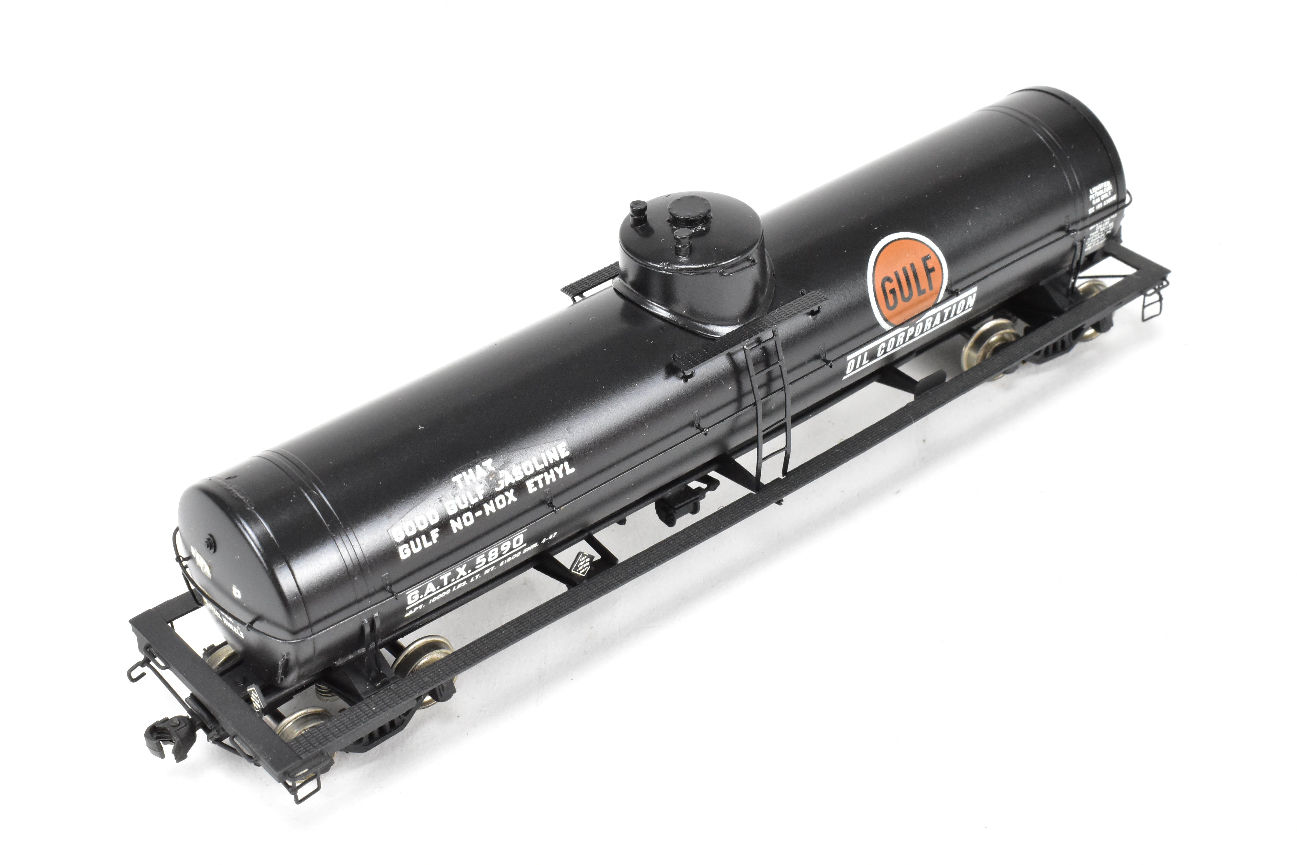 HO Scale Brass Precision Scale Co. Model 16,000 Gallon Tank Car with Gulf Oil Corporation Decals for Railroad Enthusiasts