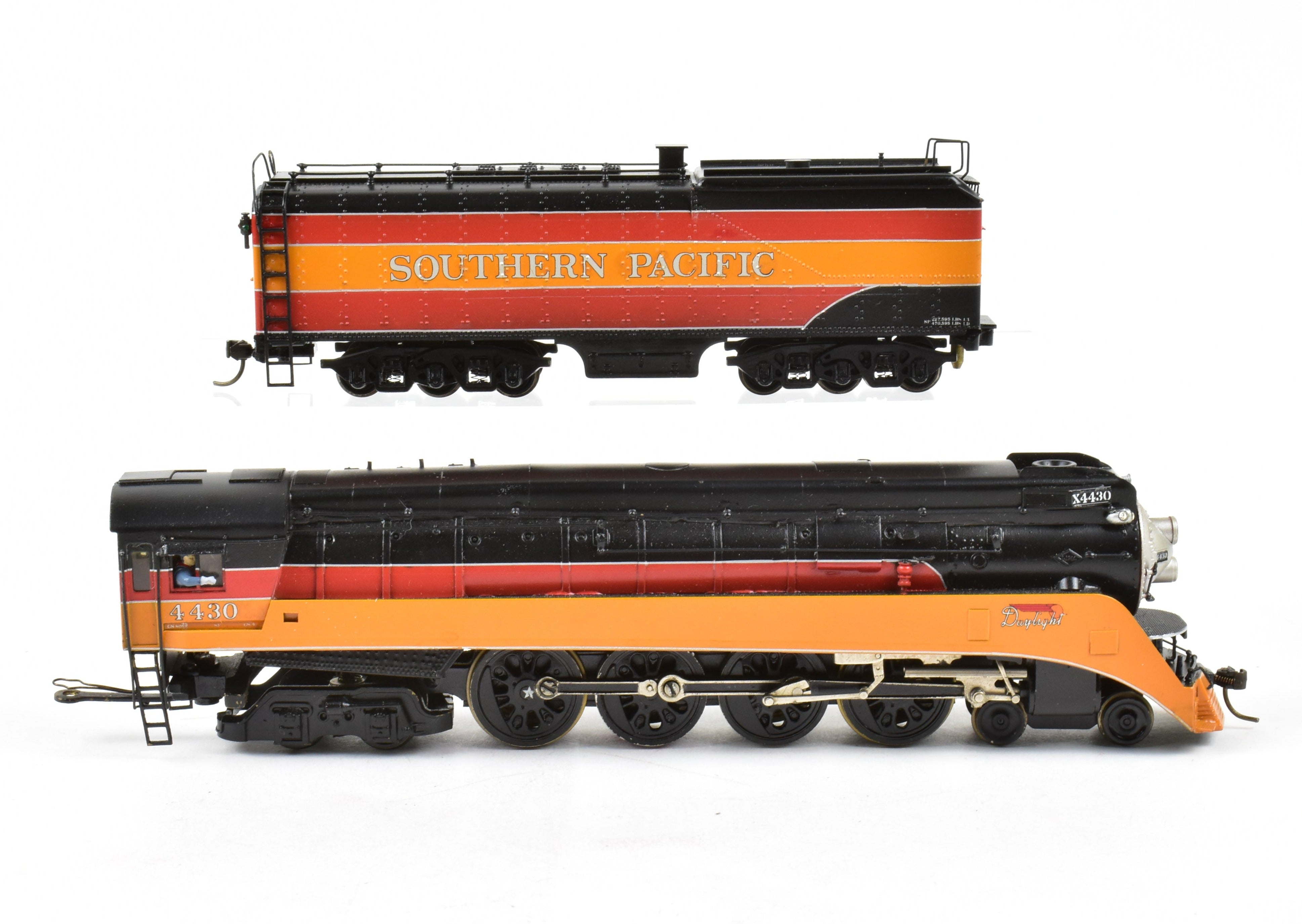 High - Quality HO Scale Brass Pacific Fast Mail (PFM) Model - United SP - Southern Pacific Class GS - 4 4 - 8 - 4 Locomotive with Custom - Painted Daylight Finish