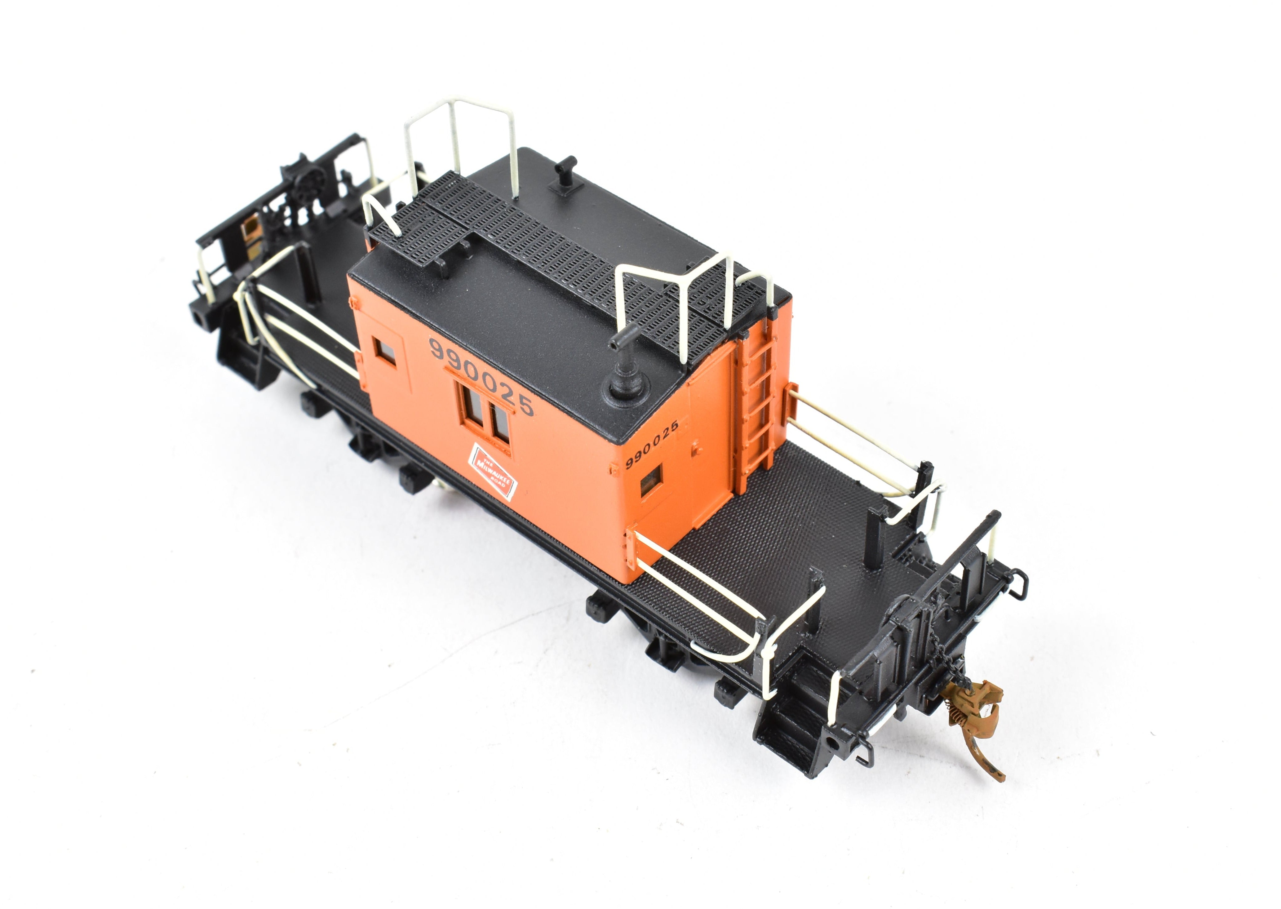 HO Scale Brass Pro - Painted MILW Milwaukee Road Terminal Caboose by OMI