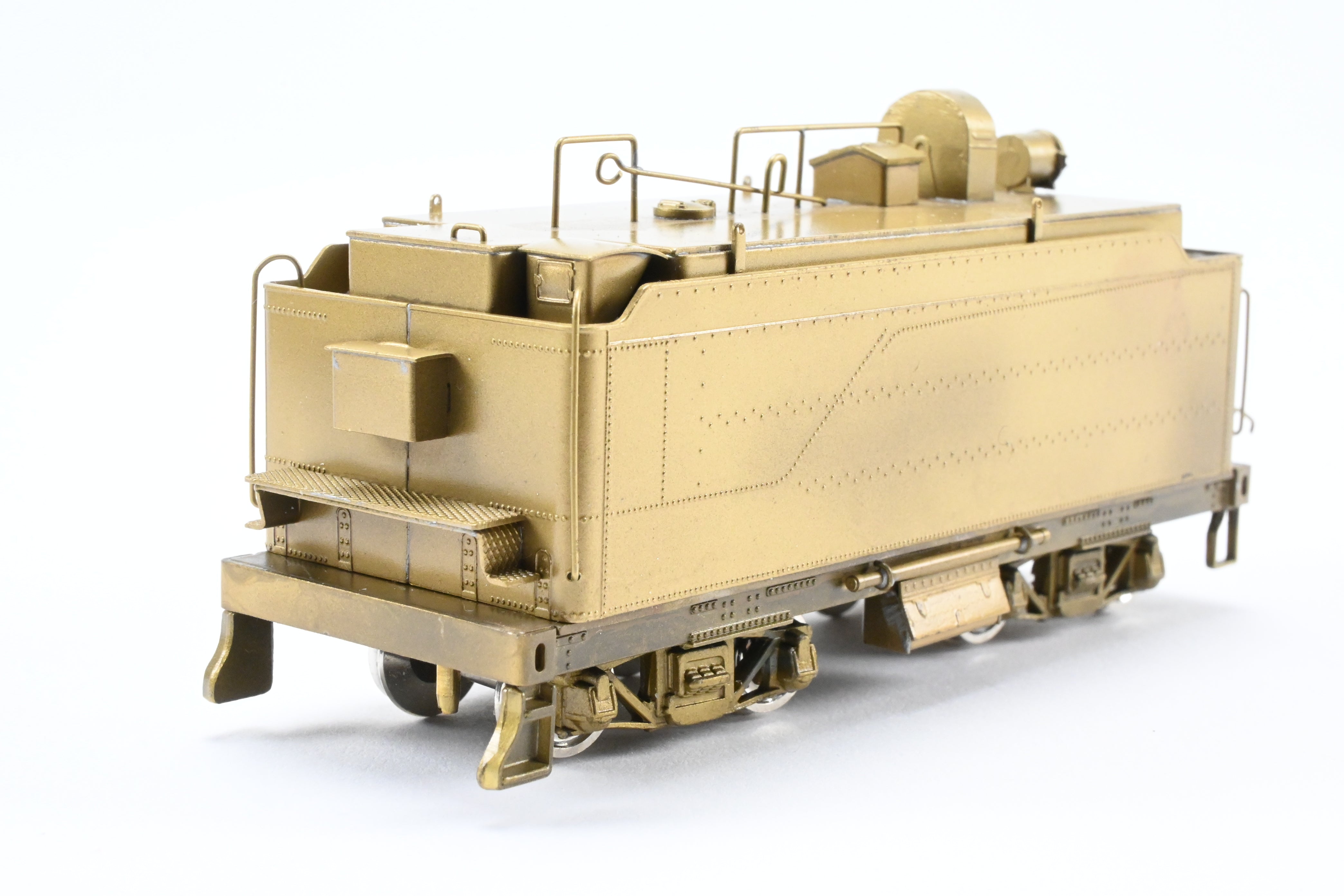High - Quality HO Scale Brass Pacific Fast Mail Model of United ATSF - Santa Fe 2 - 8 - 0 Locomotive from the 1950 Class with 1975 Last Run