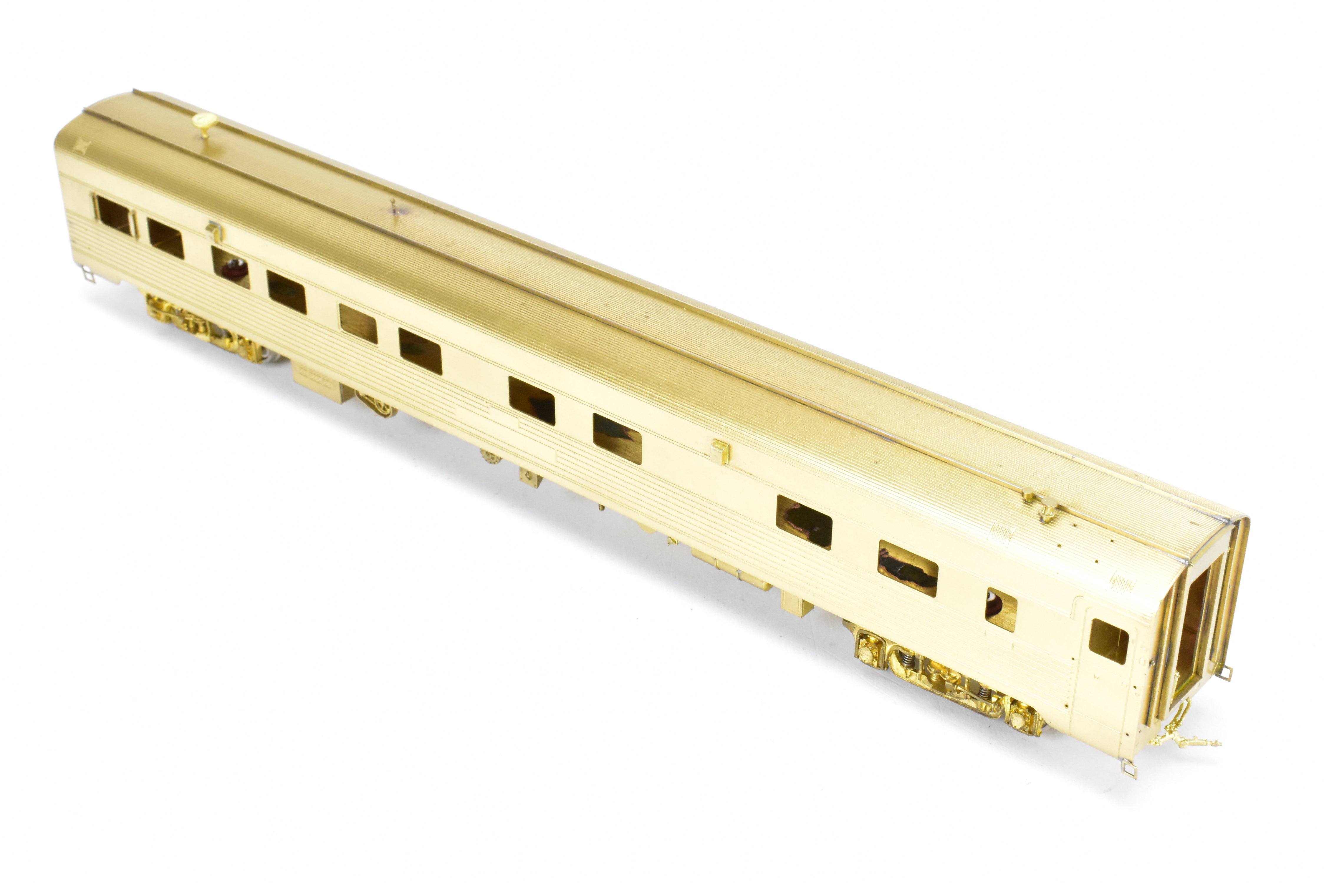 High - Quality HO Scale Brass Cascade Models Union Pacific Budd 10 RMT - 6DBR Cabarton Staff Car Model #202