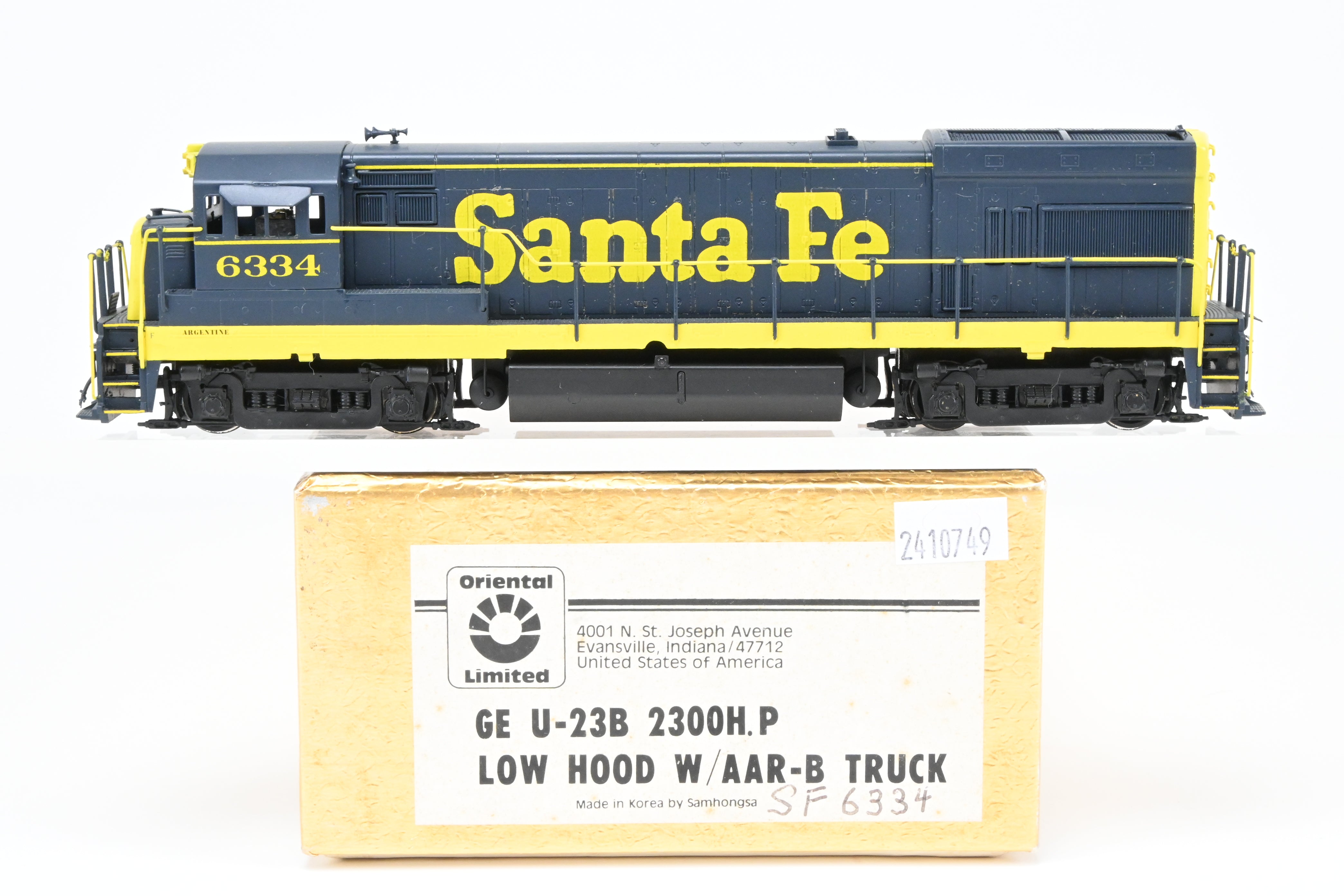 HO Scale Brass Model Train - Oriental Limited ATSF - Santa Fe GE U23B 2300 HP Low Hood Locomotive with AAR - B Trucks, Road Number FP #6334