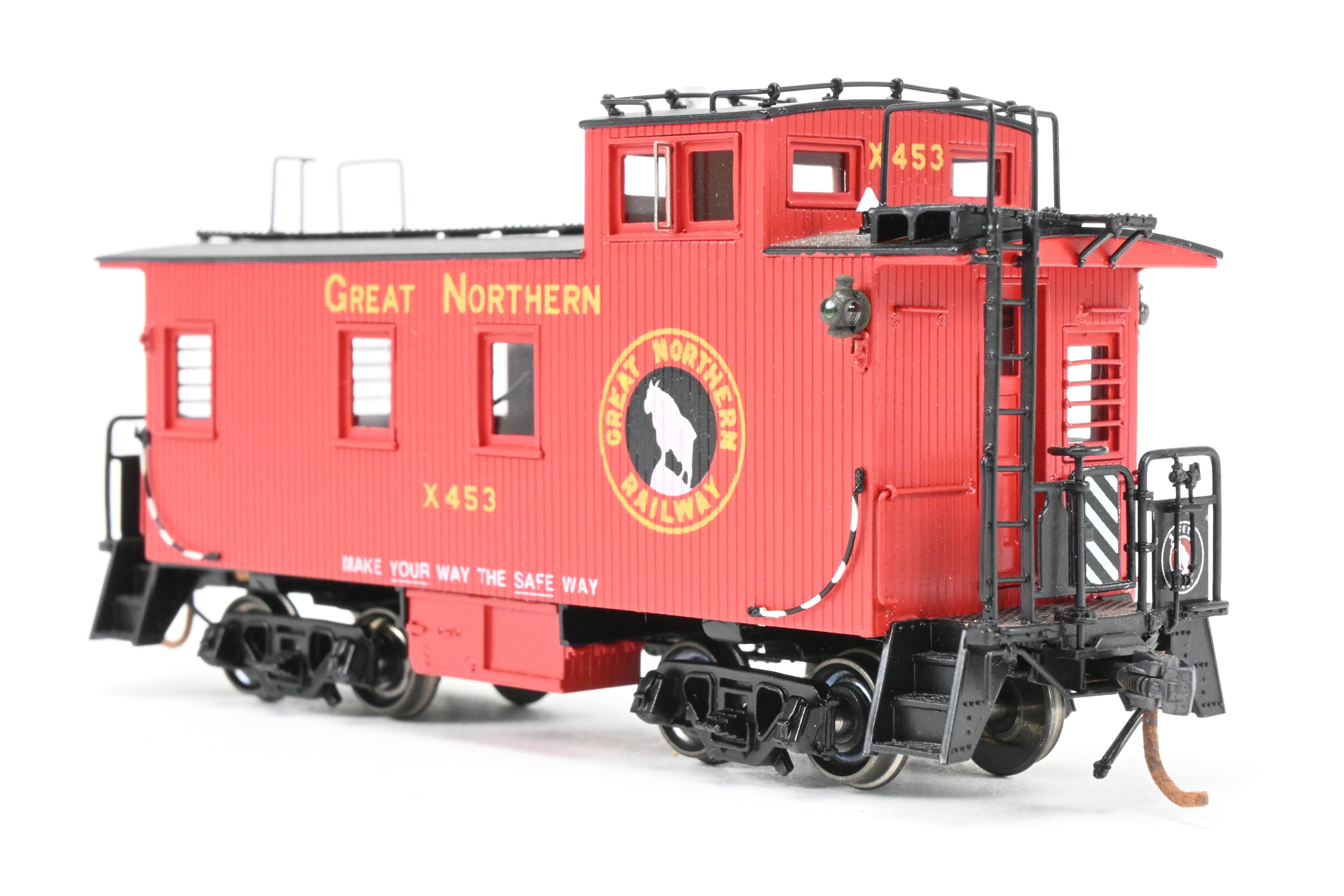 HO Scale Brass 25' Wood Caboose by Challenger Imports with Marker Lights