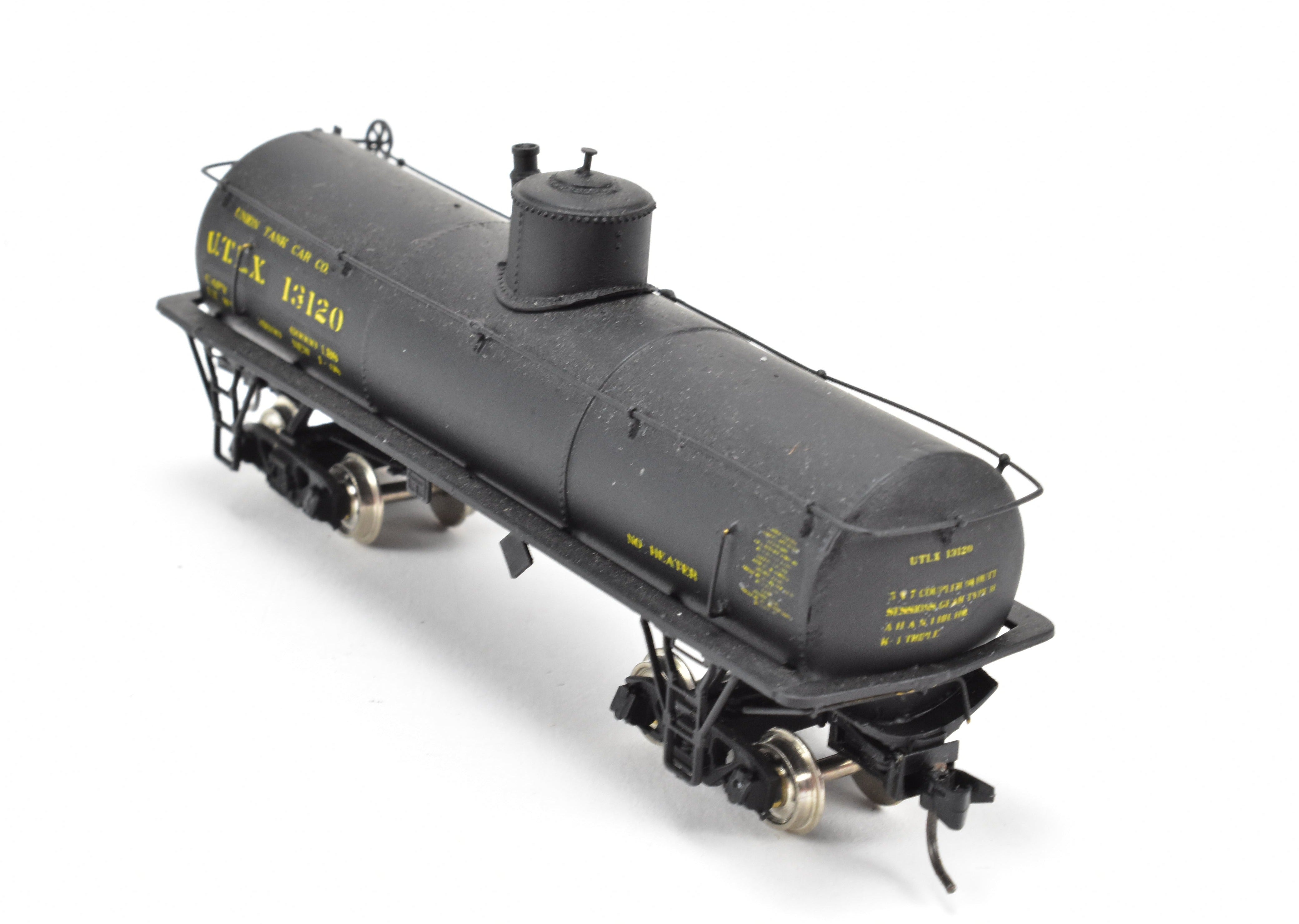 HOn3 UTLX Frameless Plastic Tank Car by Precision Scale Co., Assembled & Custom Painted