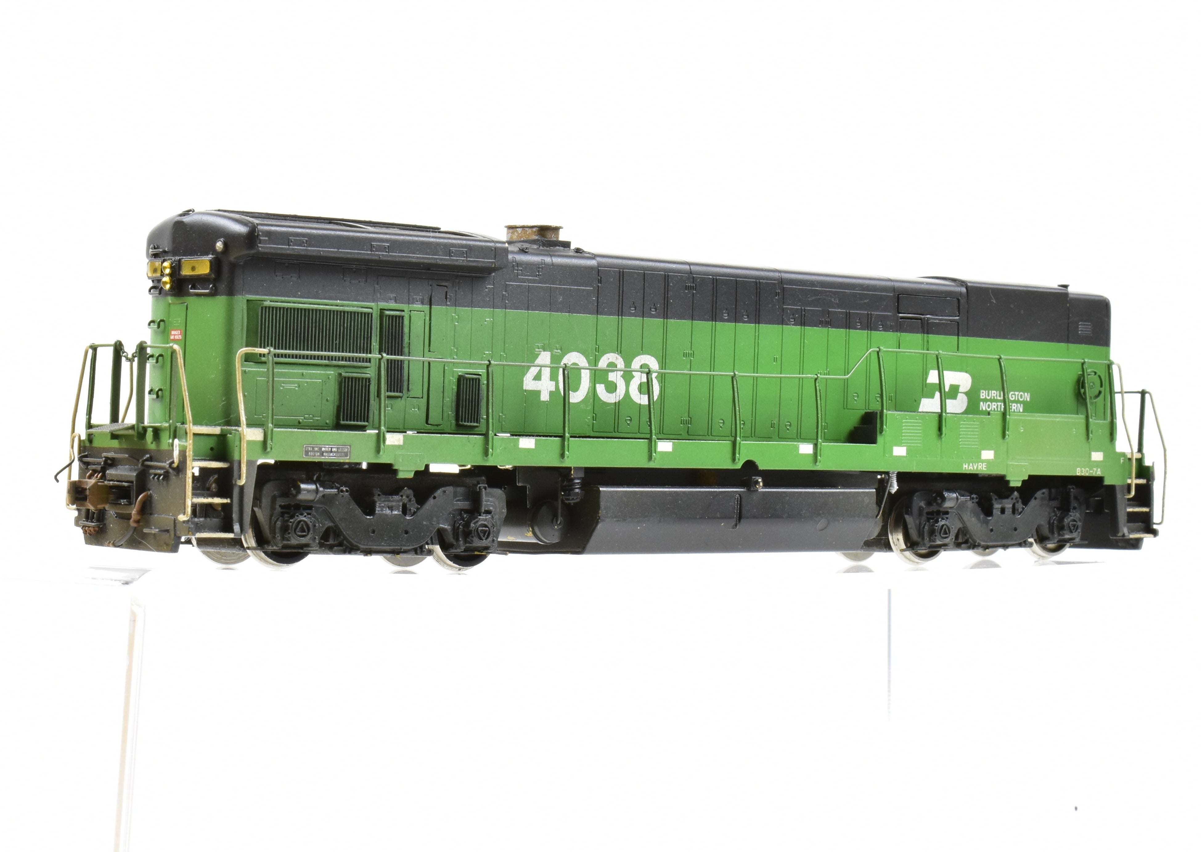 Custom-Built & Painted HO Brass Oriental Limited Burlington Northern B30 - 7A Cab - less Booster