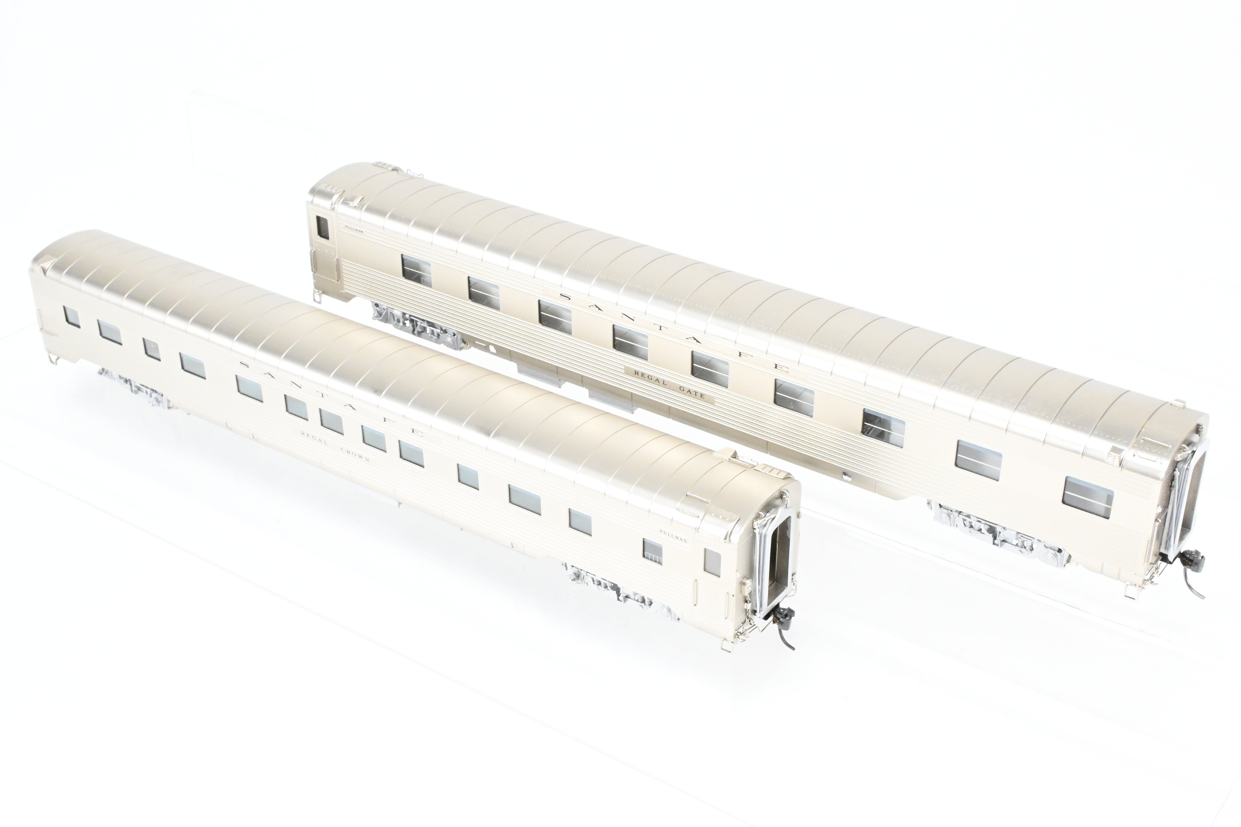 1951 ATSF Santa Fe Super Chief 4-Car Sleeping Car Set by Challenger Imports