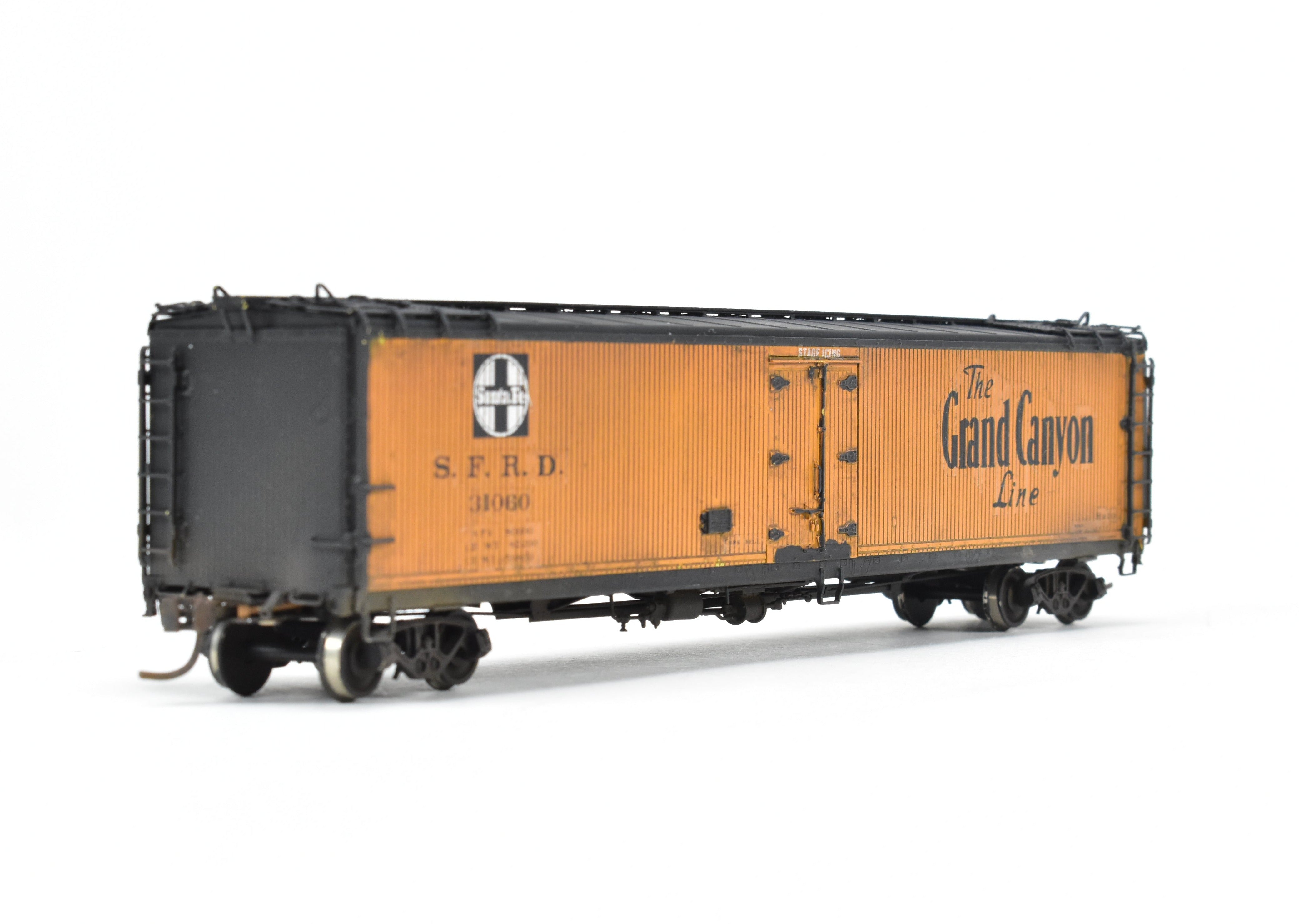 HO Scale Brass Model Train - Overland Models, Inc. ATSF - Santa Fe SFRD Rr - 10 Class 50 - Foot Ice Bunker Wood Refrigerator Car with Custom Weathering and Paint, Numbered 31060