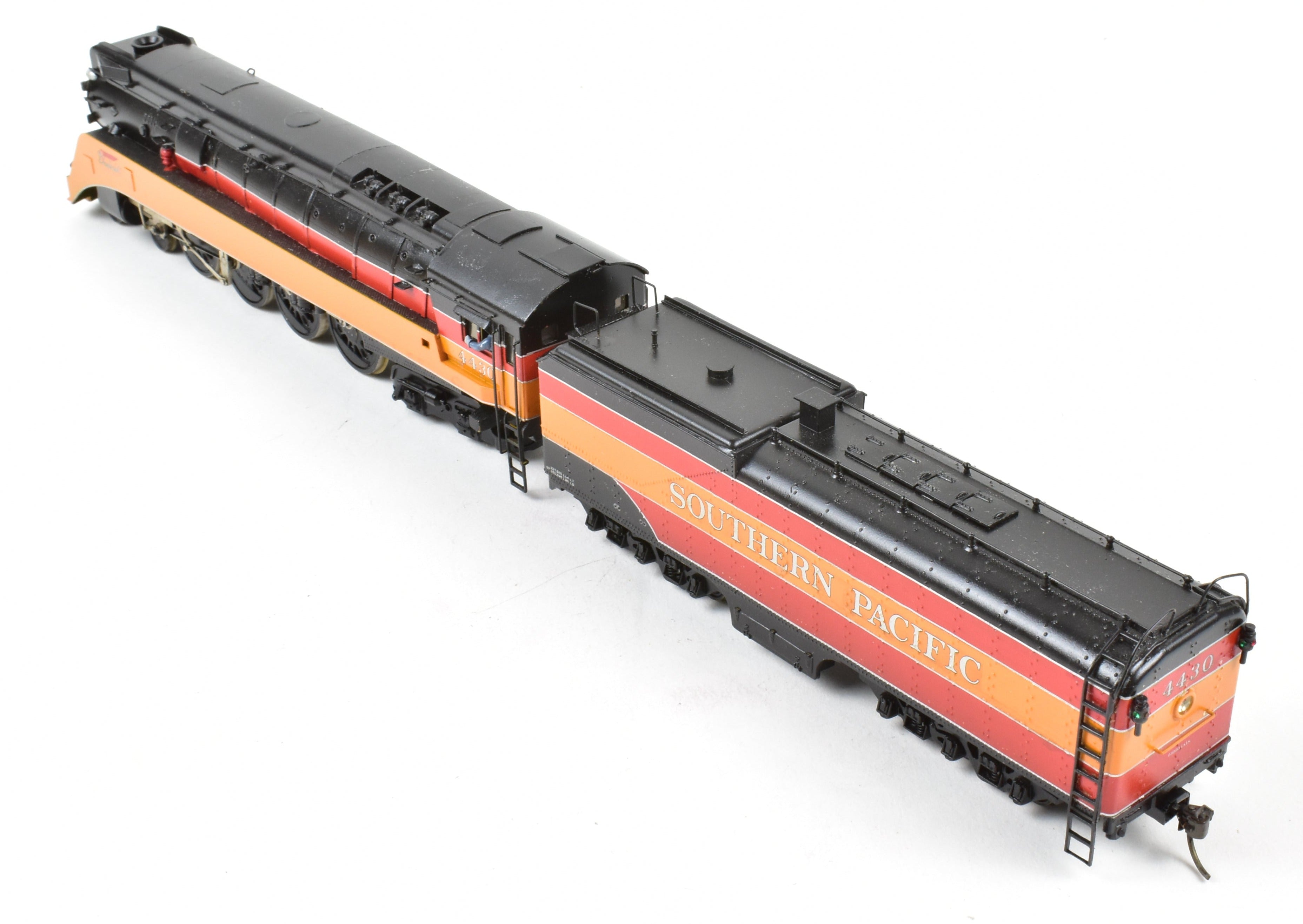 High - Quality HO Scale Brass Pacific Fast Mail (PFM) Model - United SP - Southern Pacific Class GS - 4 4 - 8 - 4 Locomotive with Custom - Painted Daylight Finish