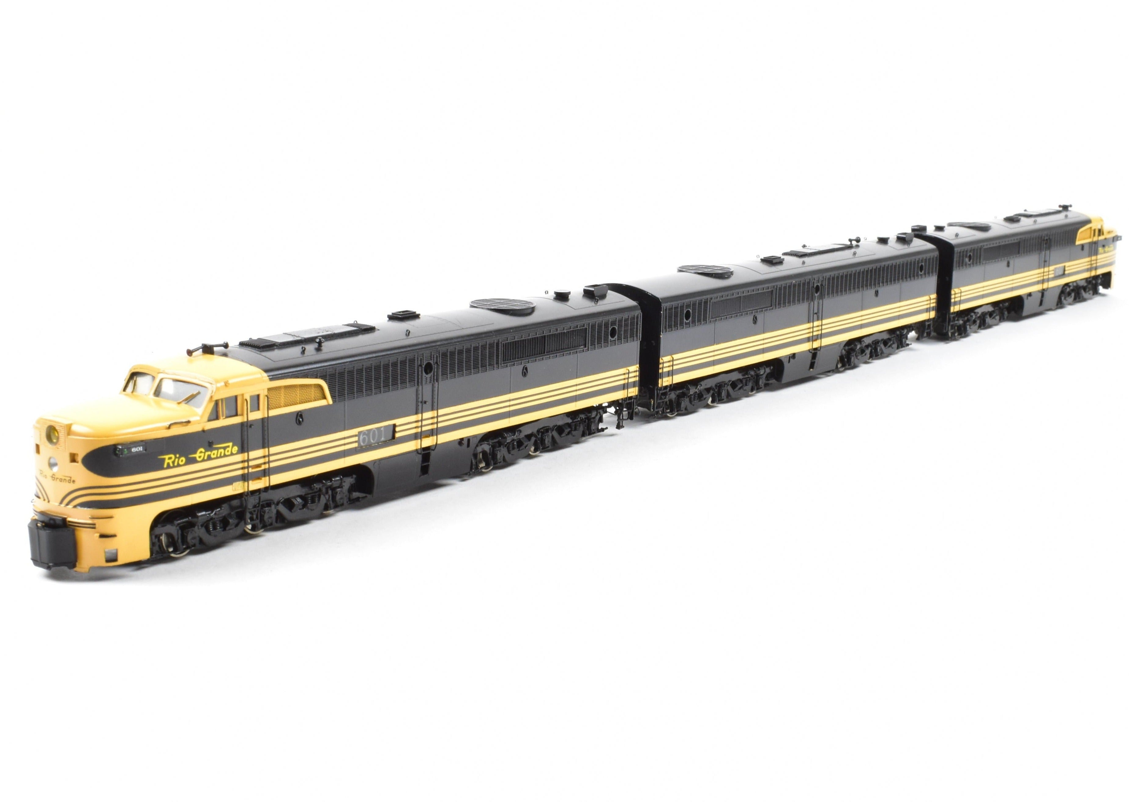 HO Scale Brass Model Train Key Imports D&RGW - Denver & Rio Grande Western Alco PA A/B/A Set Locomotive in Black and Yellow Color Scheme
