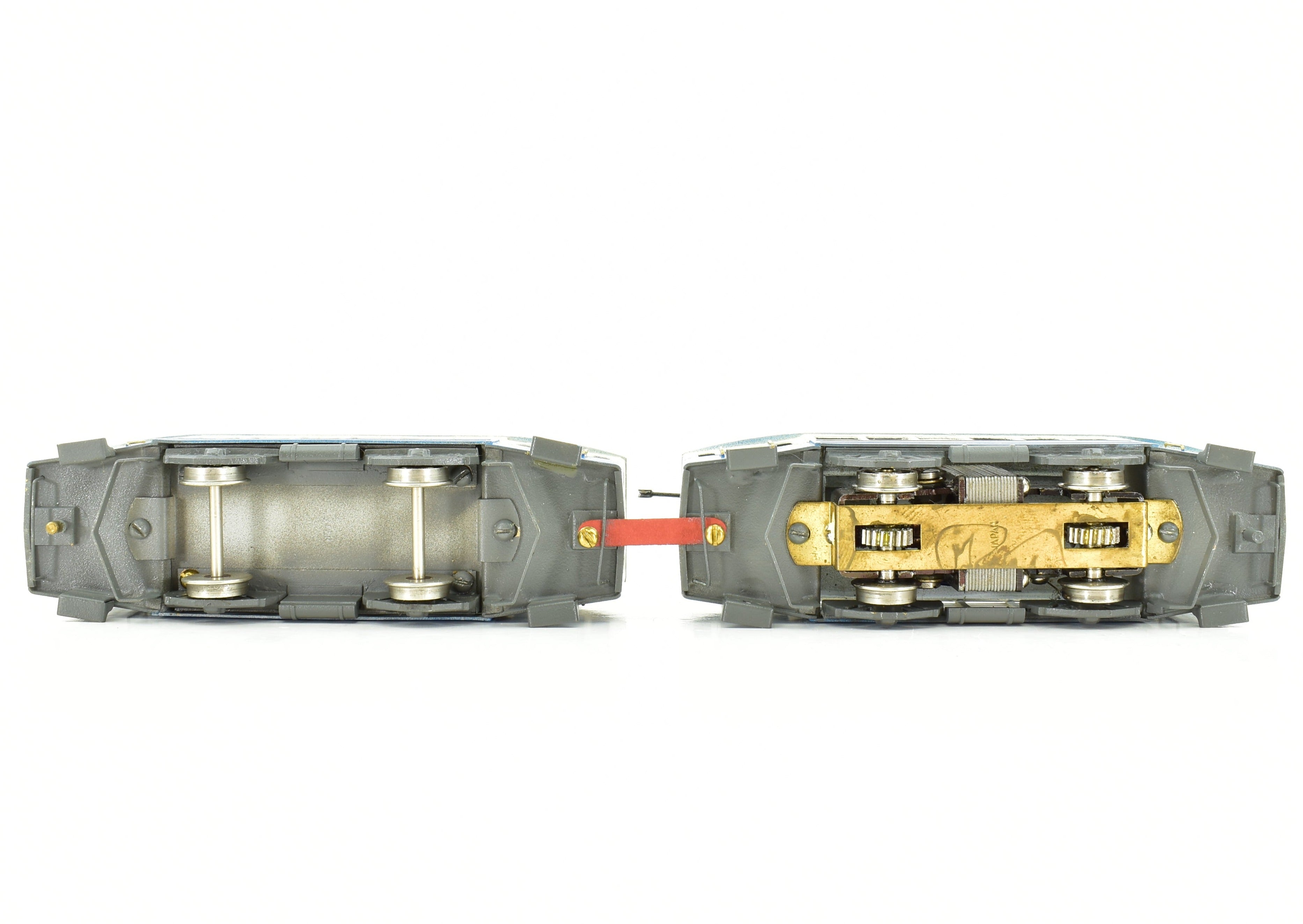 Collectible HO Scale Brass Philotrain Apeldoor - Nederland Type HTM 51 - 80 Painted Tram Set Model