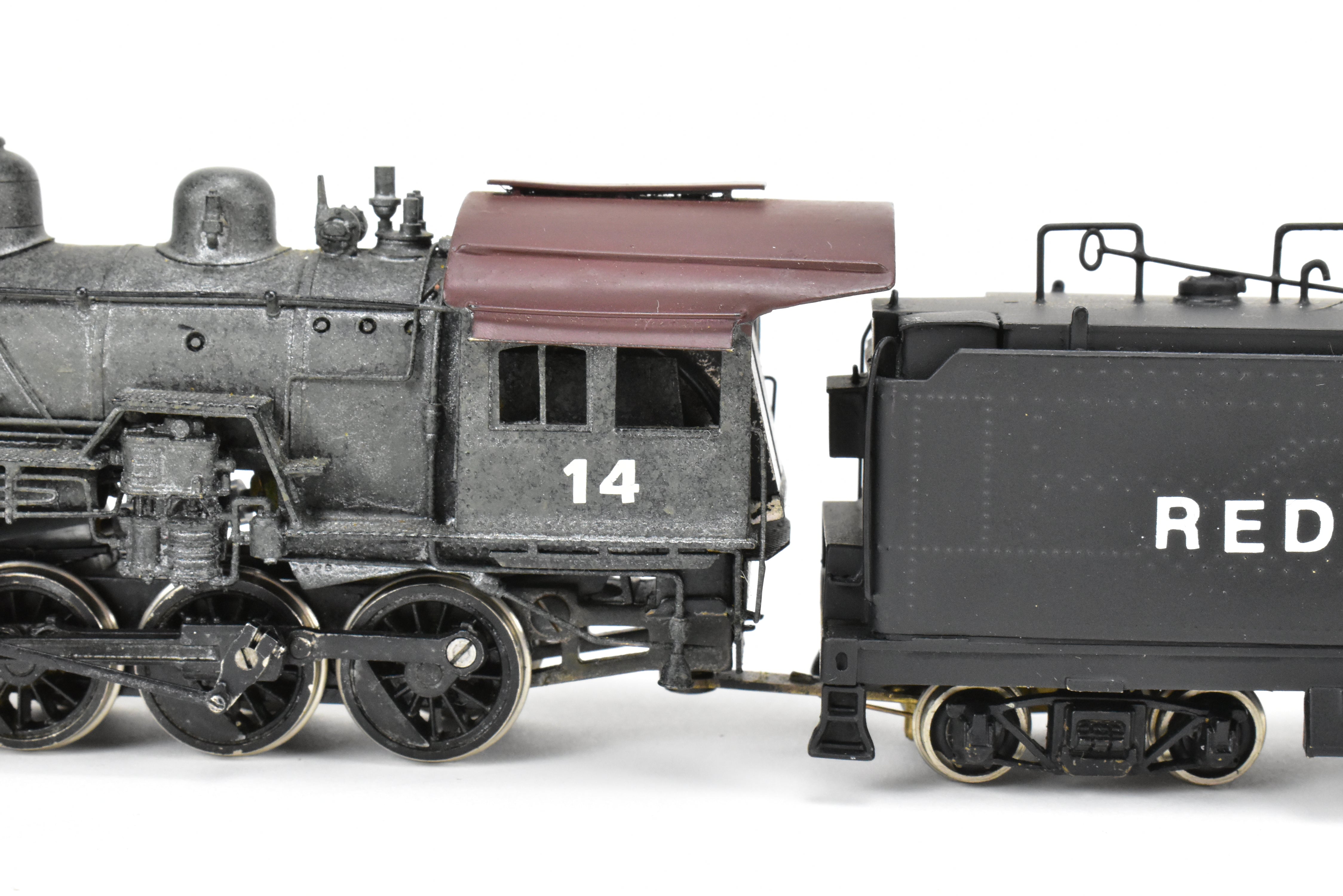 High - Quality HO Scale Brass Pacific Fast Mail Model Train - United ATSF - Santa Fe 2 - 8 - 0 Consolidation Pacific Fast Mail in Private Road Red Island #14, Sold As - Is Condition