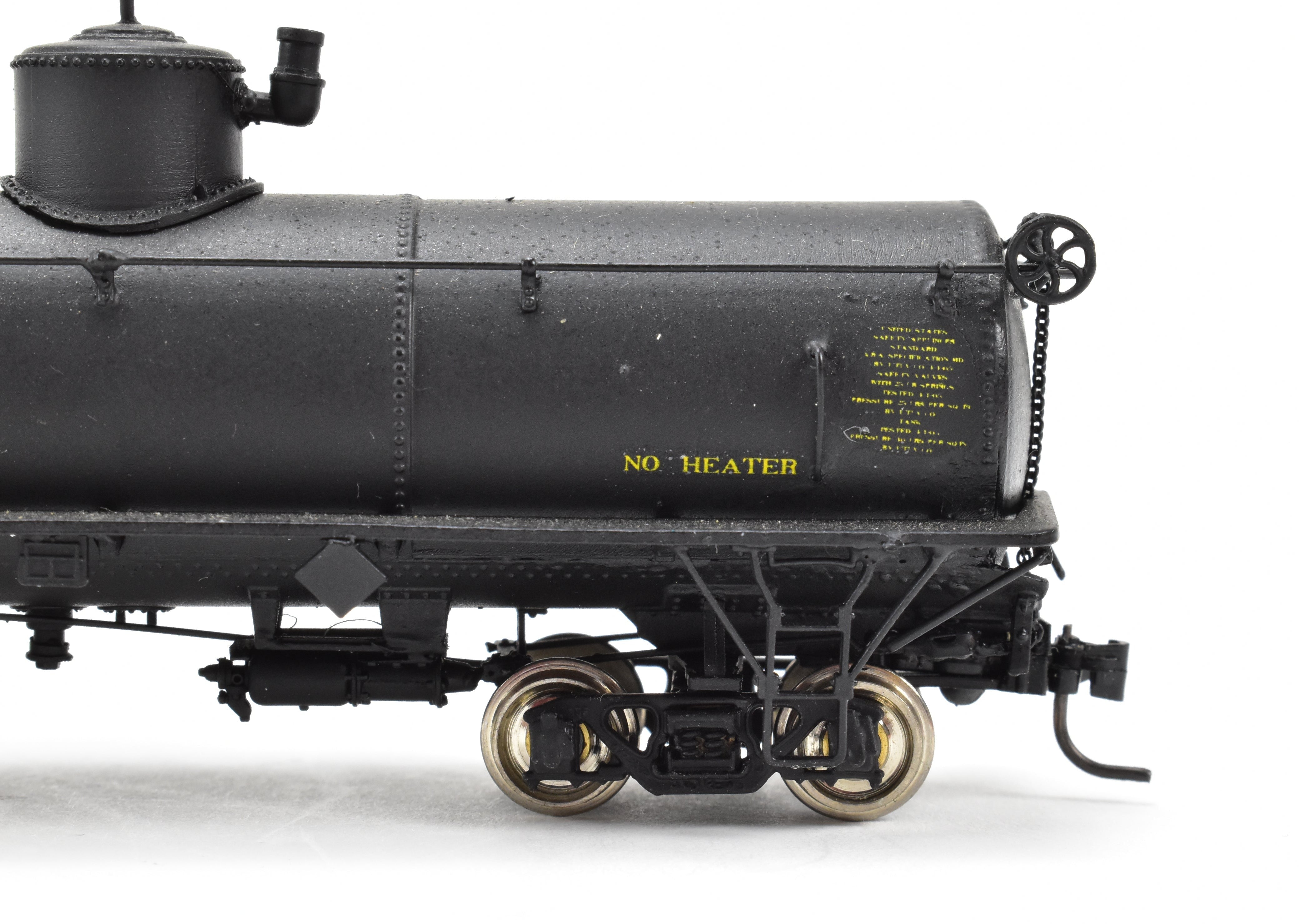HOn3 UTLX Frameless Plastic Tank Car by Precision Scale Co., Assembled & Custom Painted