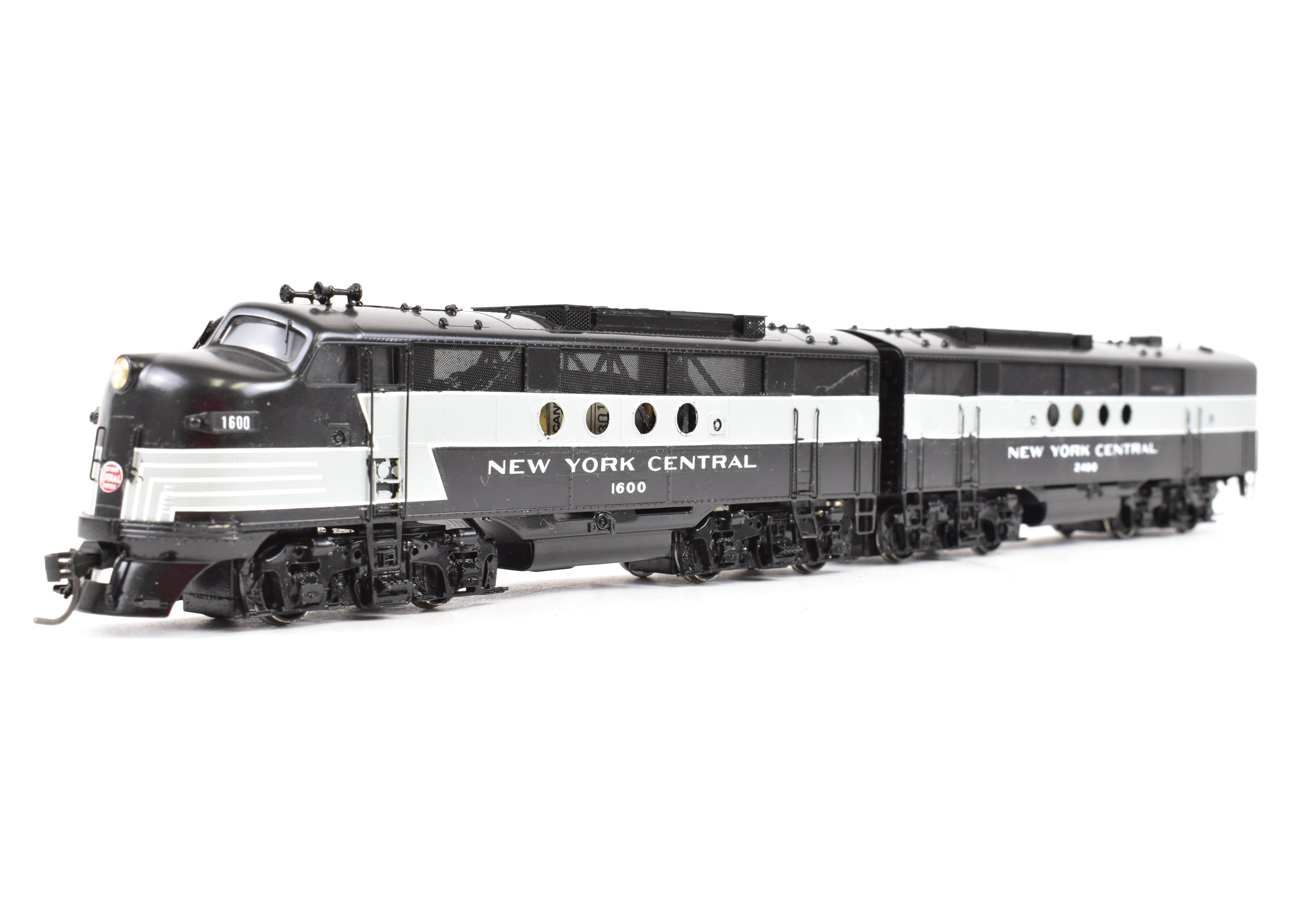 Dual Powered HO Brass Hallmark NYC New York Central EMD FT A/B Set
