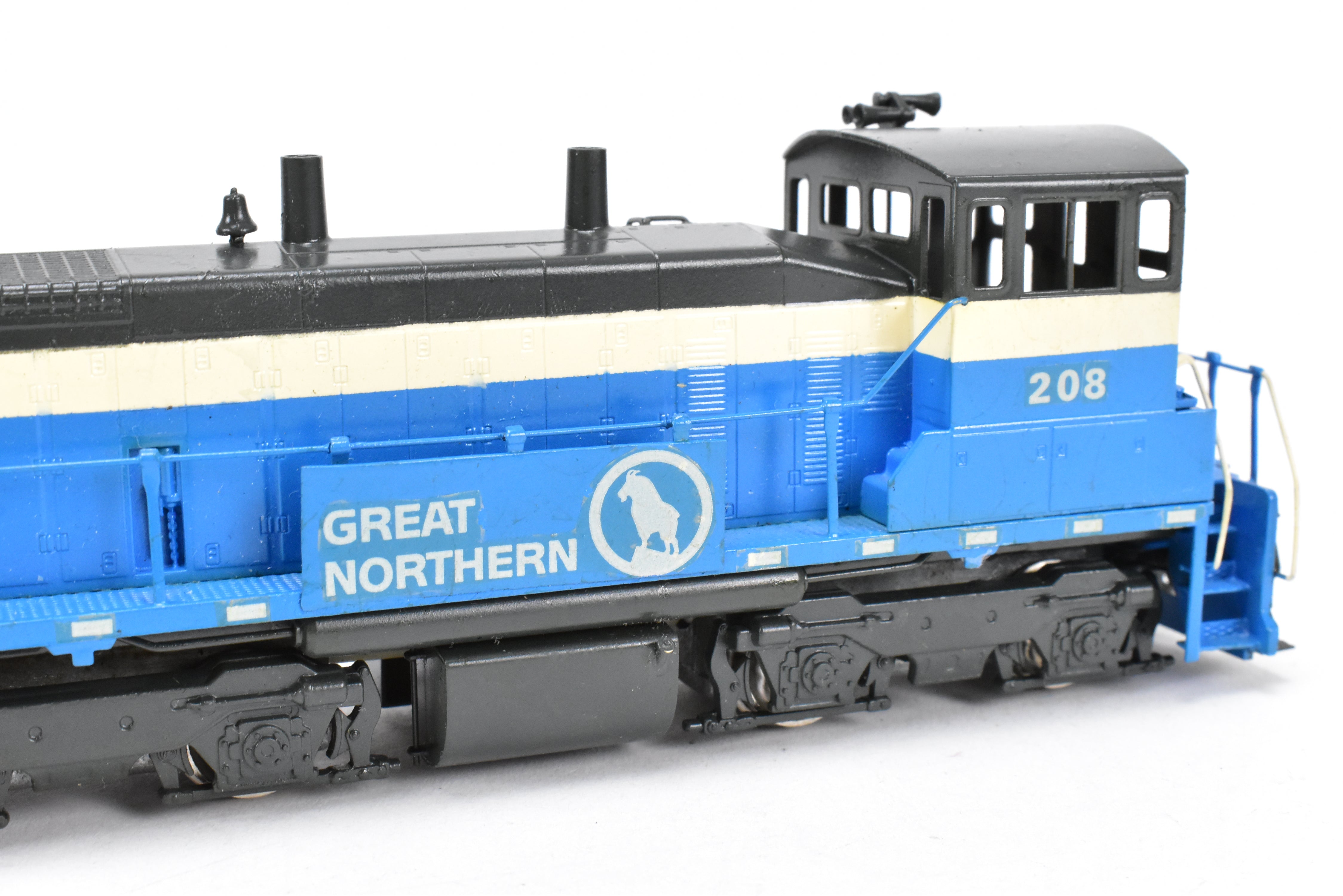 HO Scale Brass Alco GN EMD SW - 1500 Diesel Switcher with New REBOXX