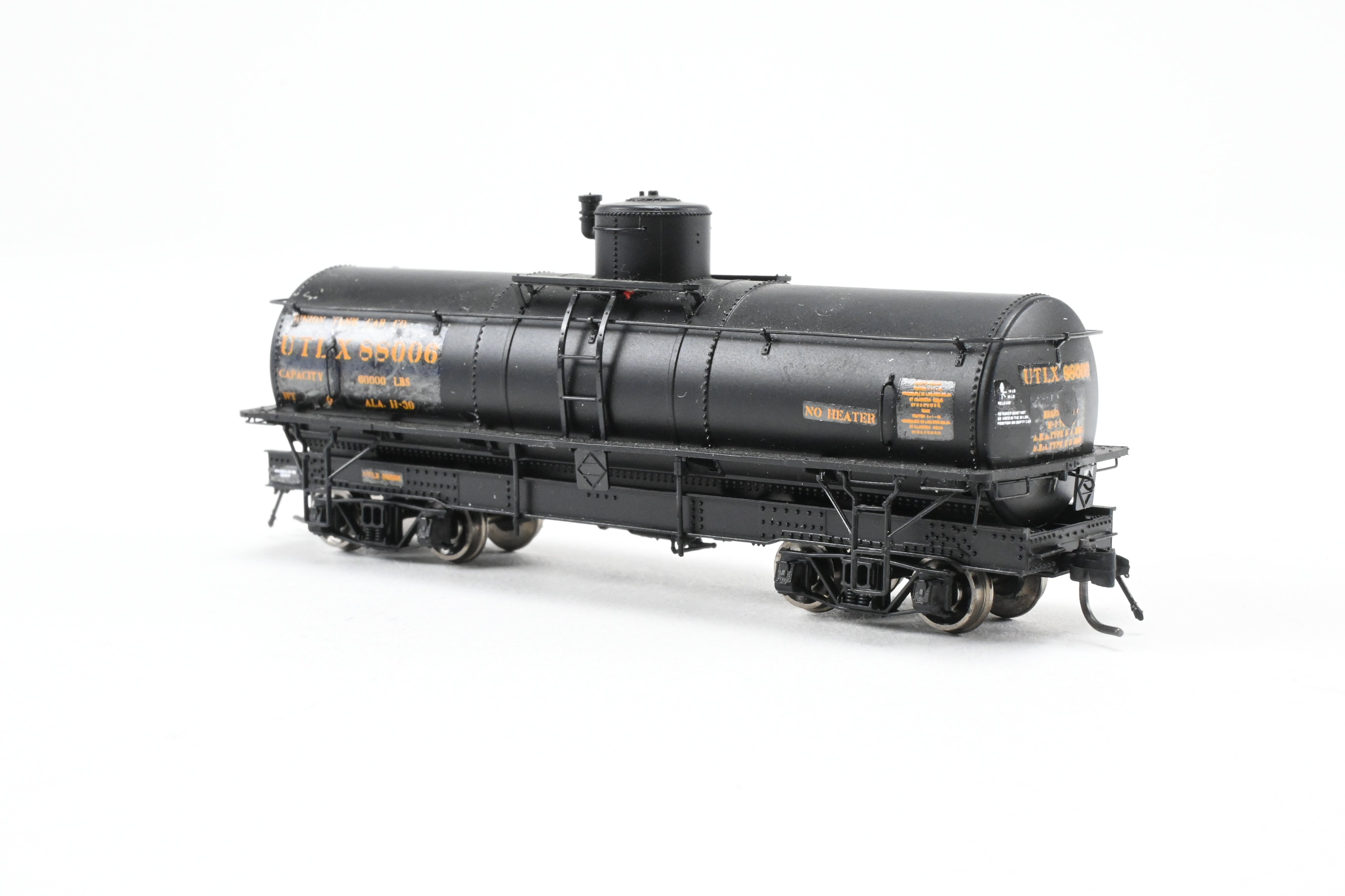 HOn3 Scale Union Tank Lines Narrow Frame Tank Car Model by Blackstone Models - Custom Lettered UTLX No. 88006 with Damaged Parts