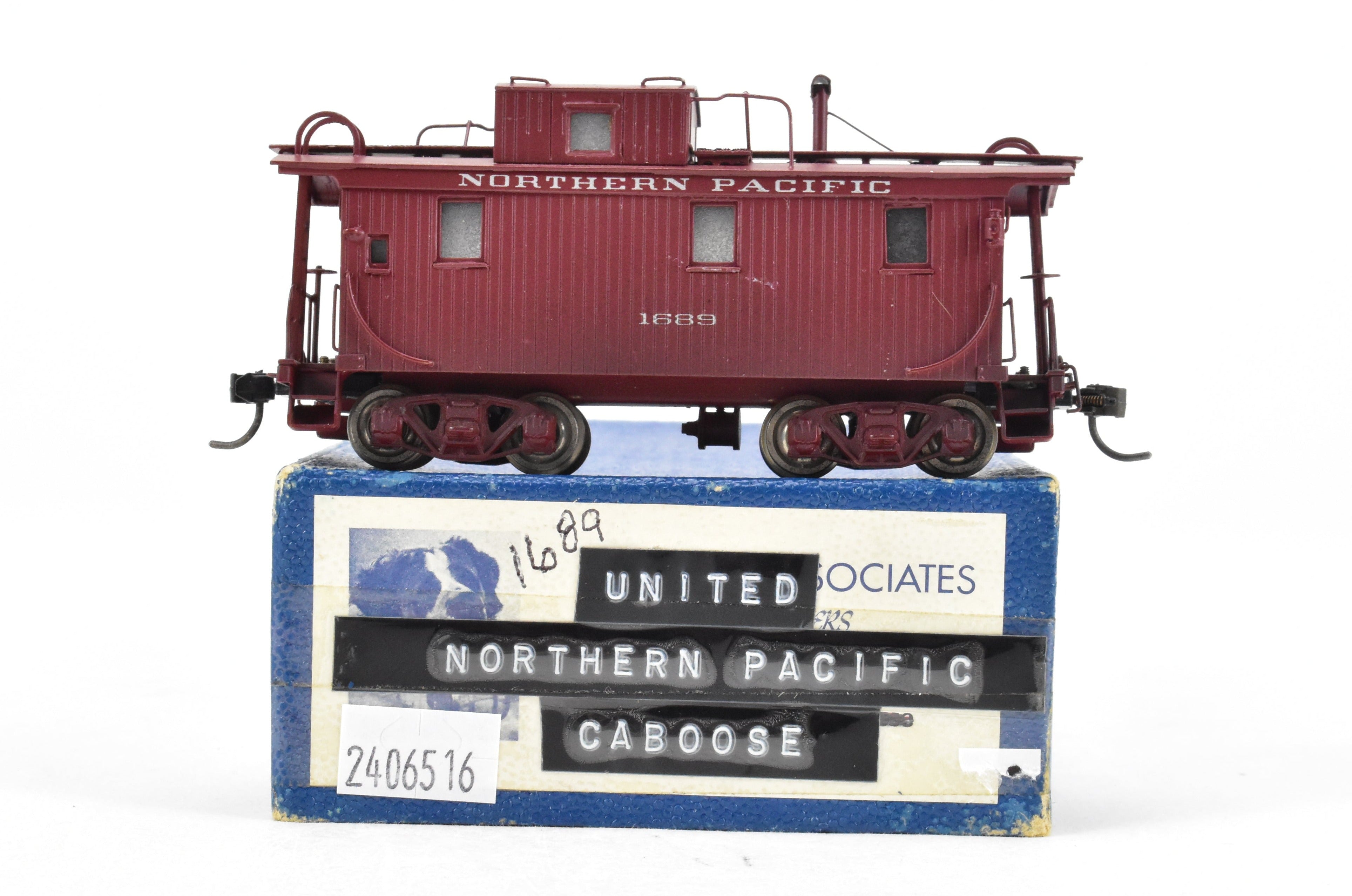 1965 HO Brass PFM United NP Northern Pacific Wood Caboose CP #1689