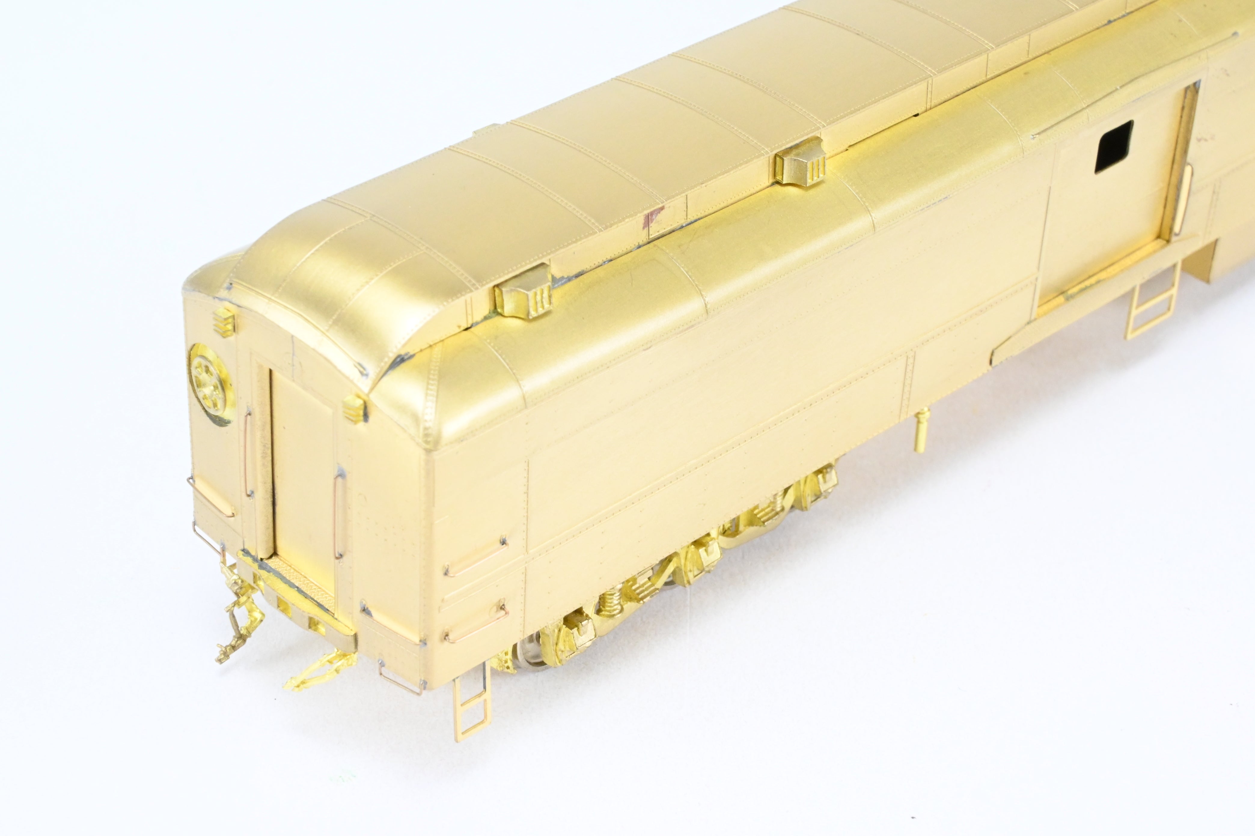 HO Scale Brass Cascade Models Great Northern Modernized Baggage Car with Round Ends and Steel Doors, Models #475 - 486