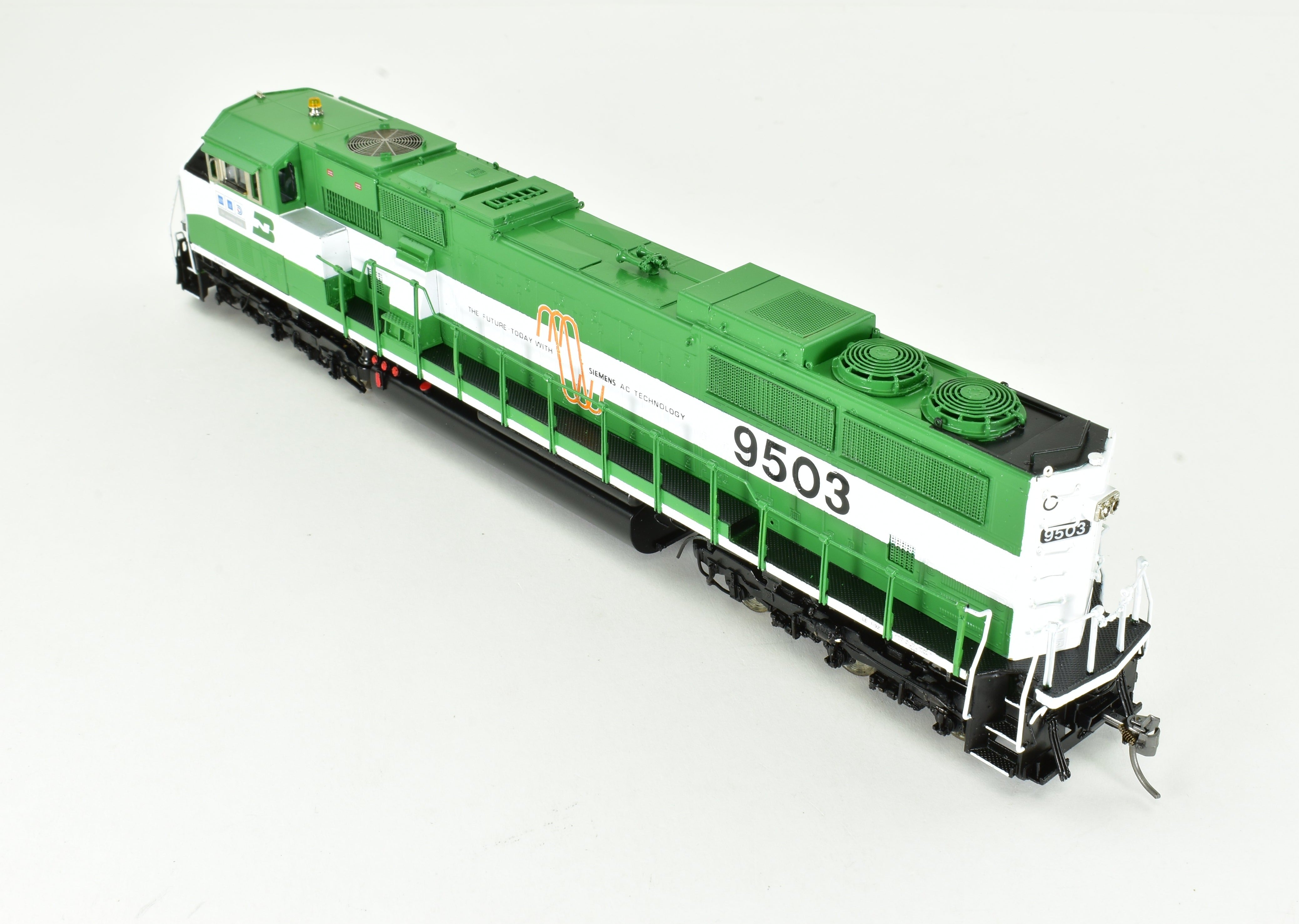 HO Scale Brass Locomotive Model - Overland Models, Inc. Burlington Northern SD60MAC FP No. 9503 with HTCR Trucks
