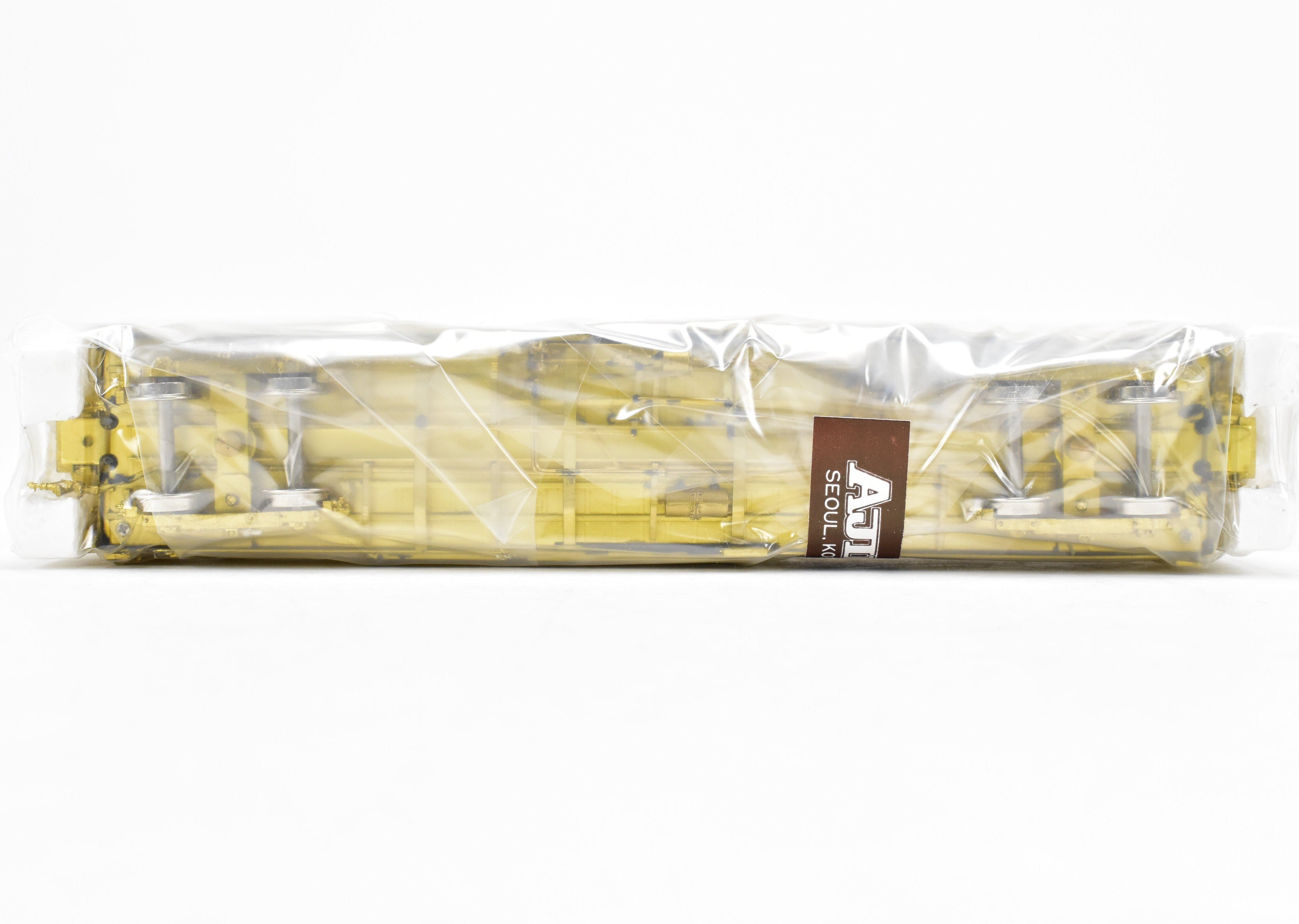 HO Scale Brass Passenger Box Car by Overland Models, Inc. (OMI) - Great Northern 50-Foot Steel, Modernized and Brand New