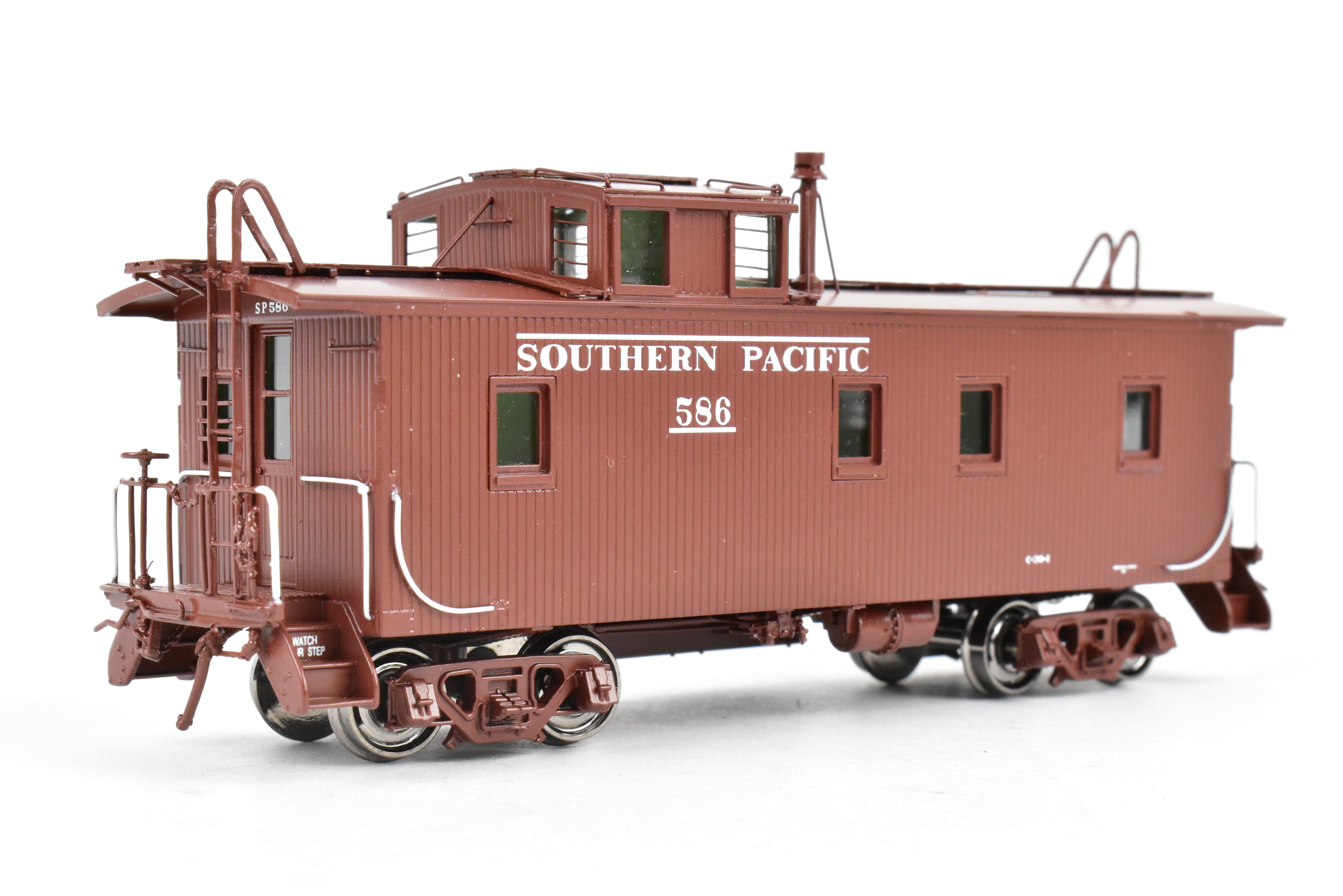 HO Scale Brass Model Train - Southern Pacific Wood Side Caboose, Straight Side Cupola Class C - 30 - 1 FP No. 586 by Challenger Imports