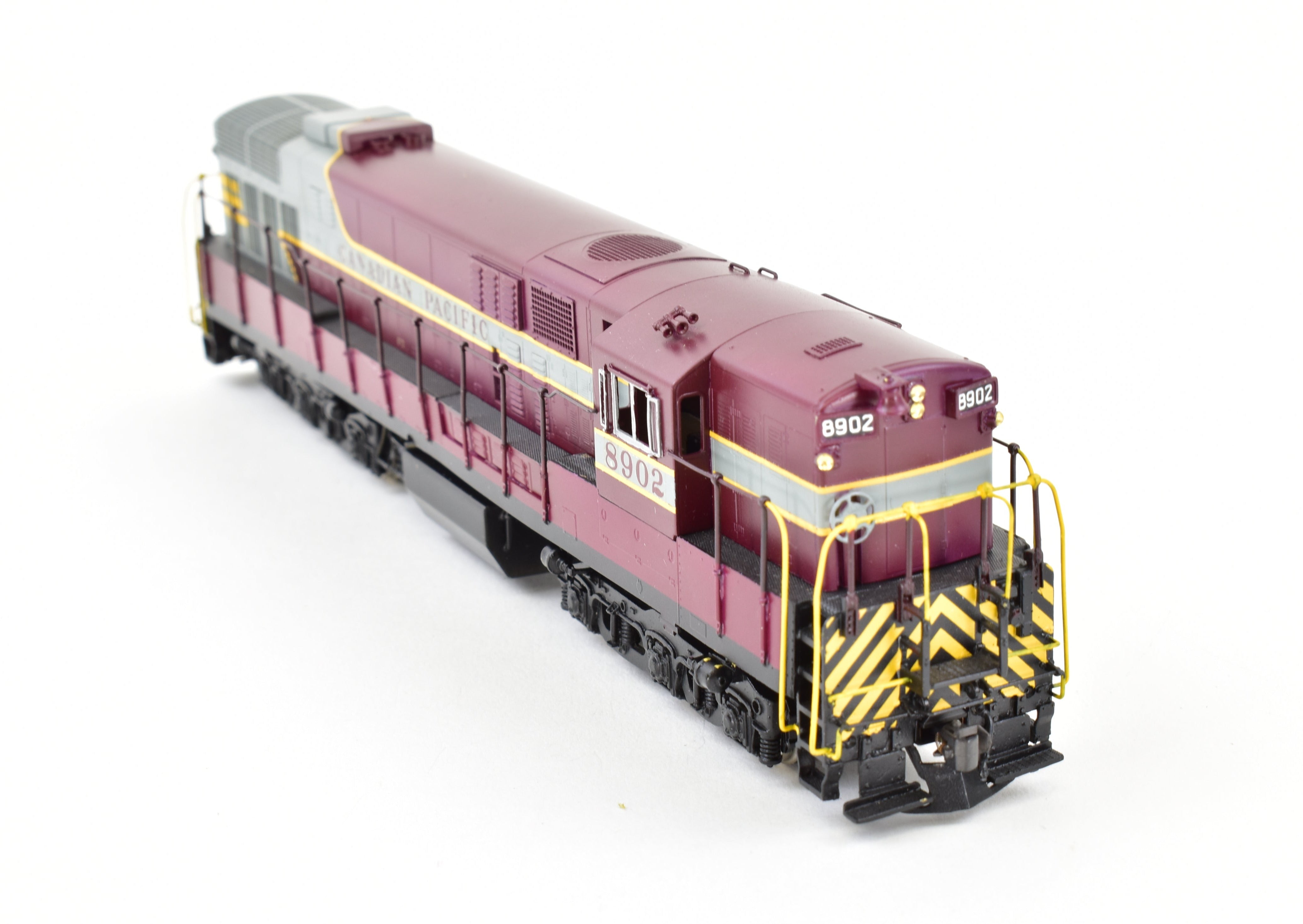 High - Quality HO Scale Brass Alco Model Train of Canadian Pacific Fairbanks Morse FM H - 24 - 66 Professionally Painted No. 8902 with New Northwest Short Line Gears