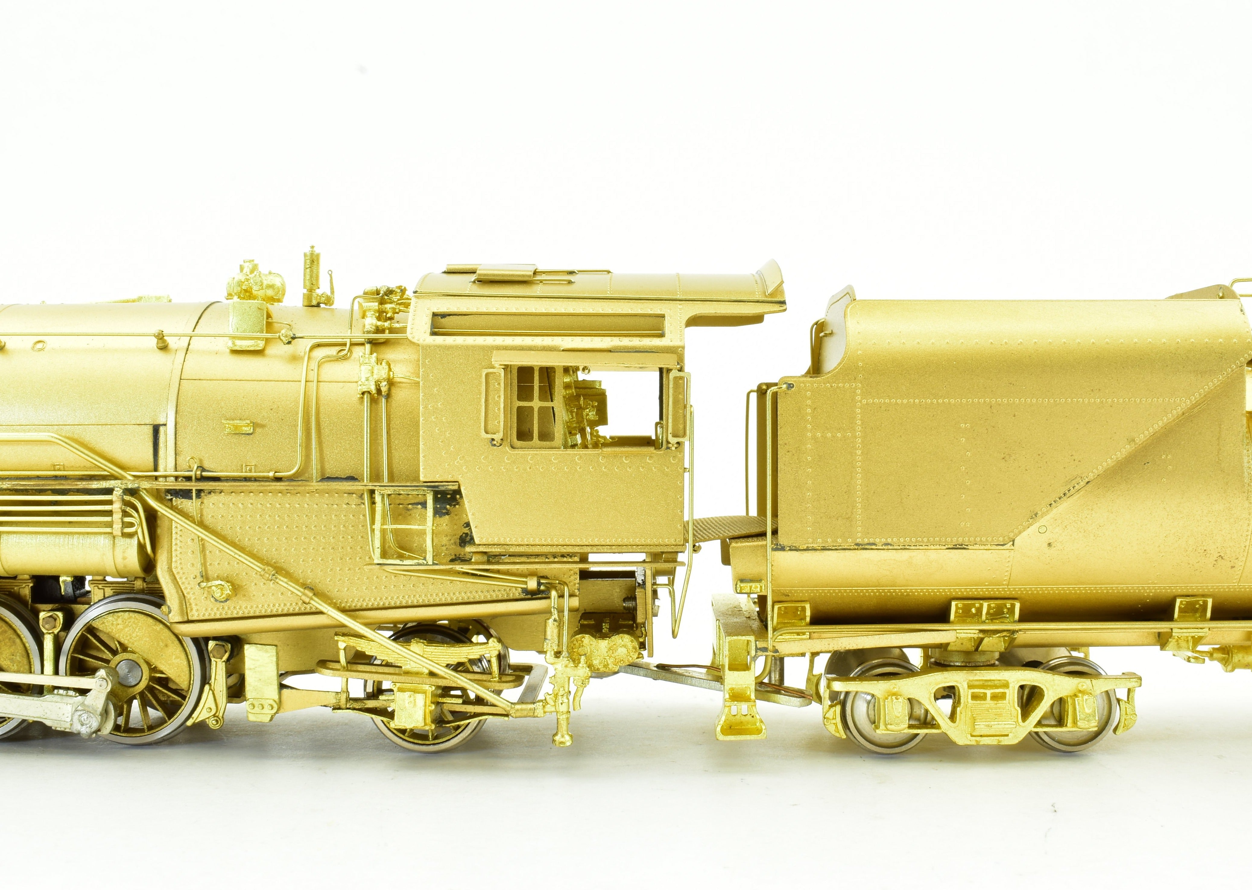 HO Scale Brass Key Imports Chesapeake & Ohio H-6 2-6-6-2 Mallet Steam Locomotive Model with 12VC Vanderbilt Tender