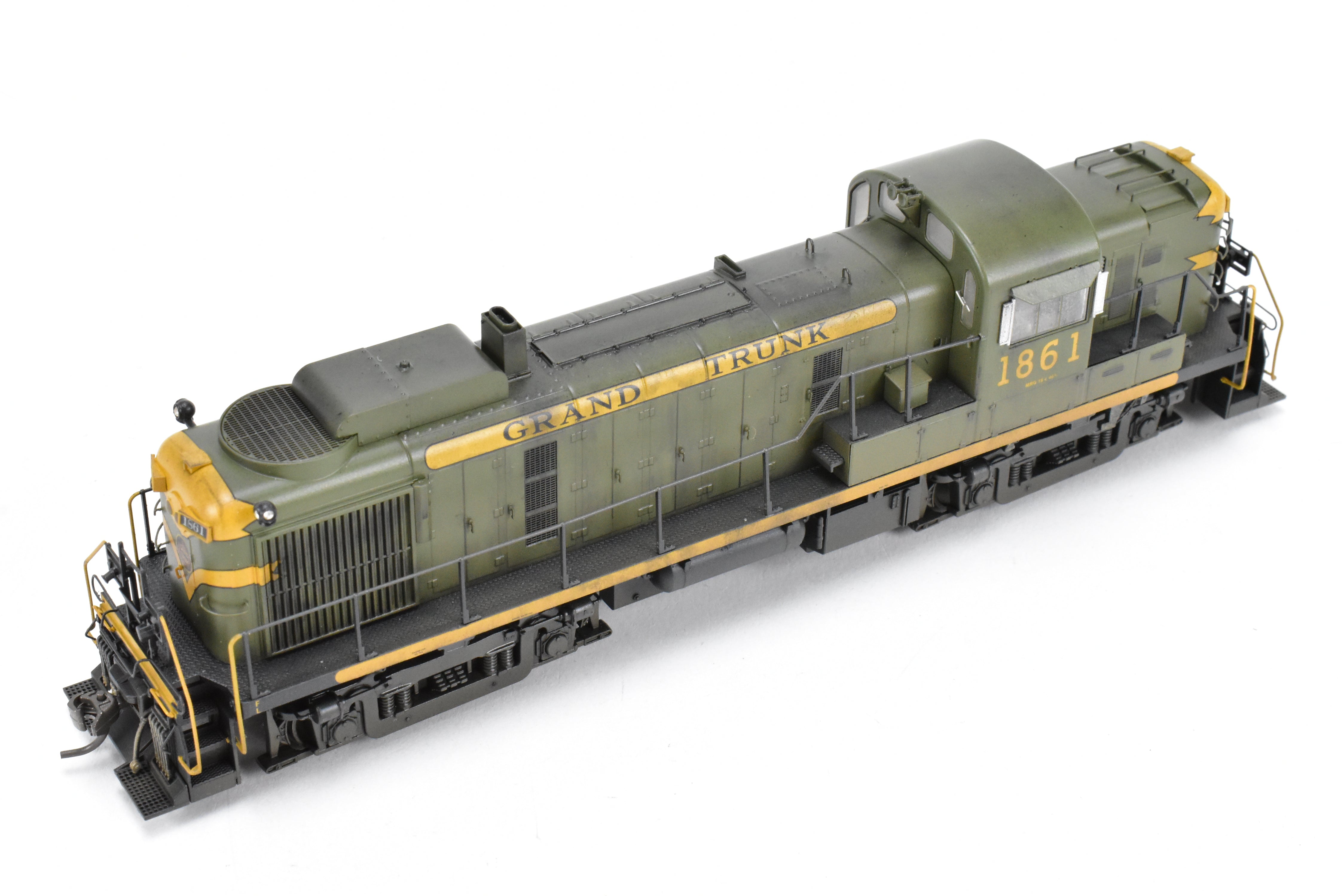 Bowser Executive Line GTW Grand Trunk Alco RS-3 Phase III, ESU DCC & Sound, #1861 Weathered