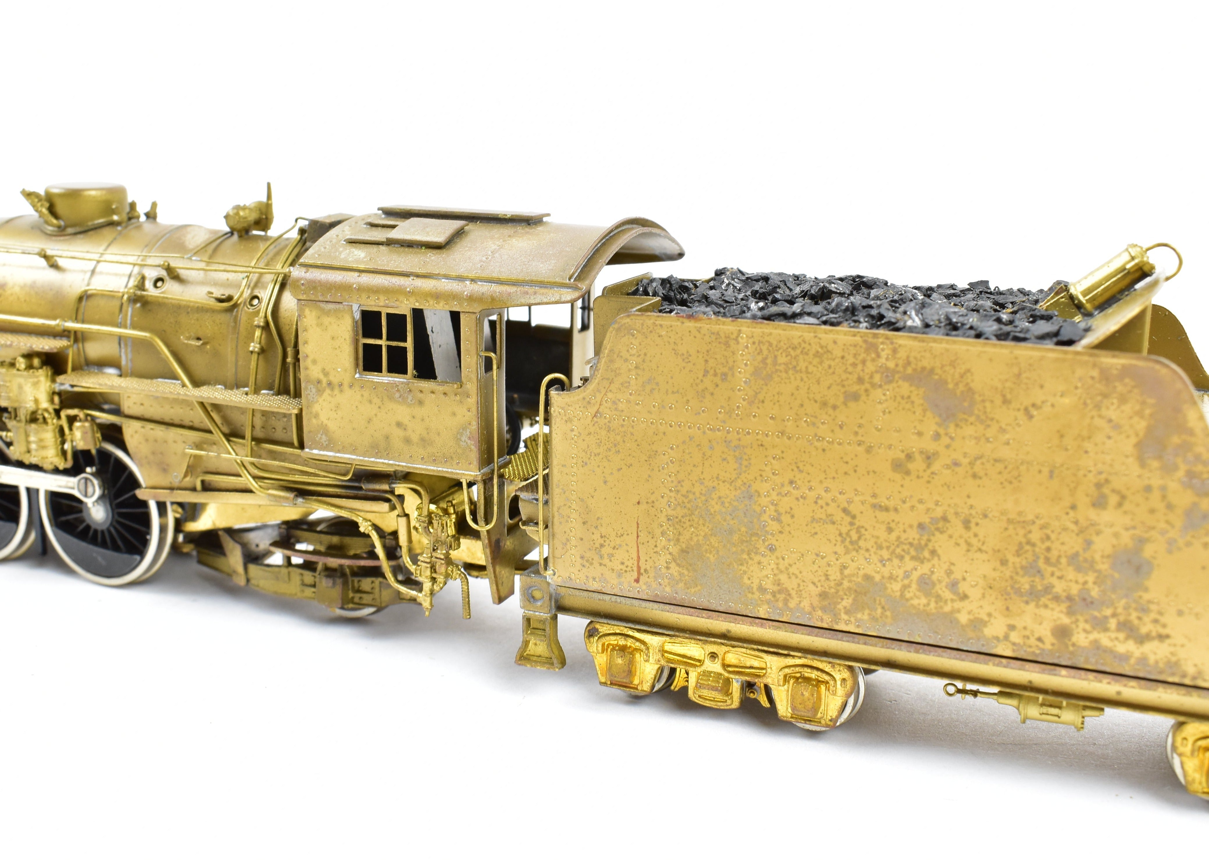 HO Scale Brass Pacific Fast Mail Model - United States Railway Administration Various Roads 4 - 6 - 2 Light Pacific Locomotive from Atlas Industries in Japan