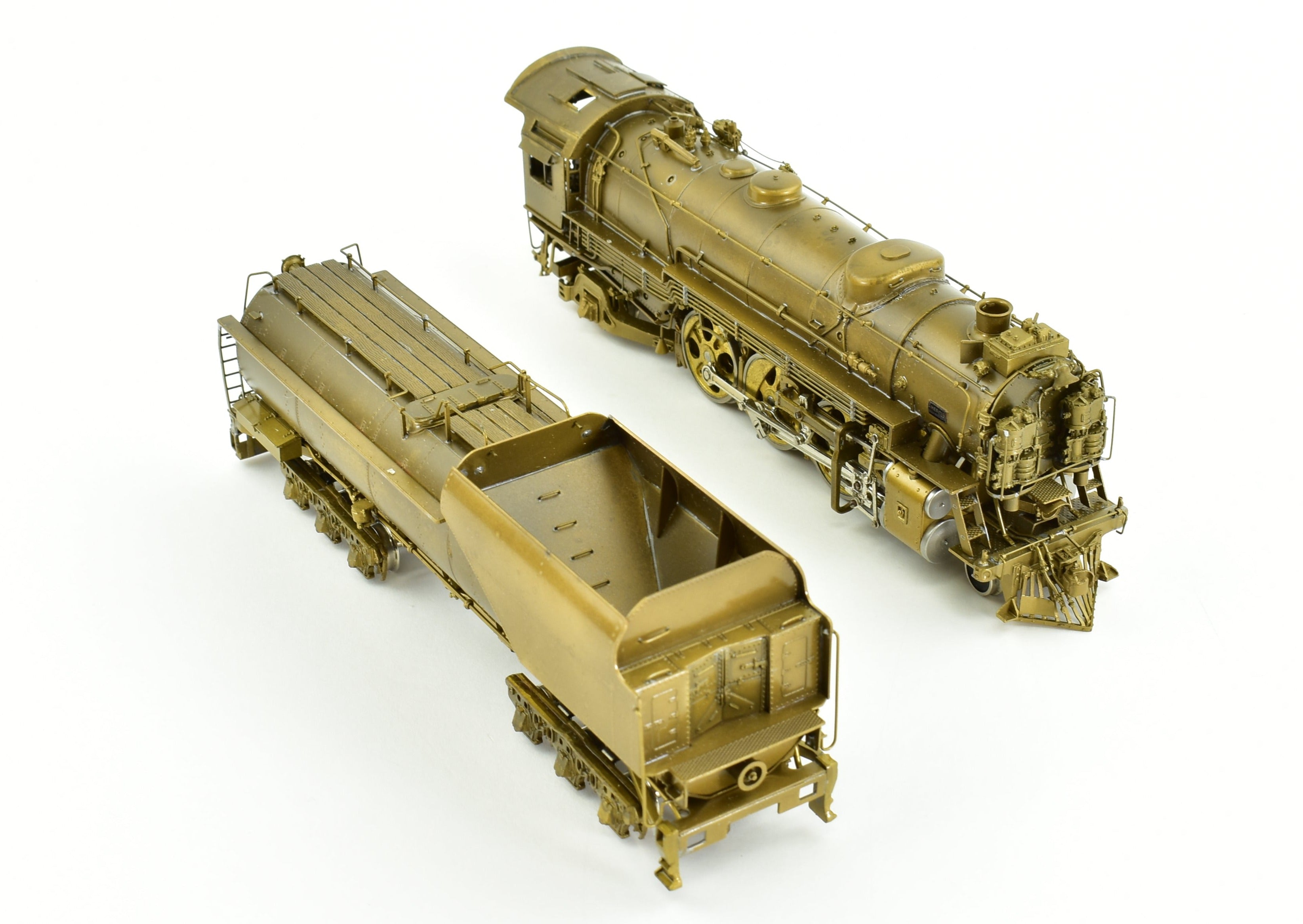 HO Scale Brass Pacific Fast Mail Model - United C&O - Chesapeake & Ohio 4-6-2 Class F-17 Pacific Crown, 1979 Production Run