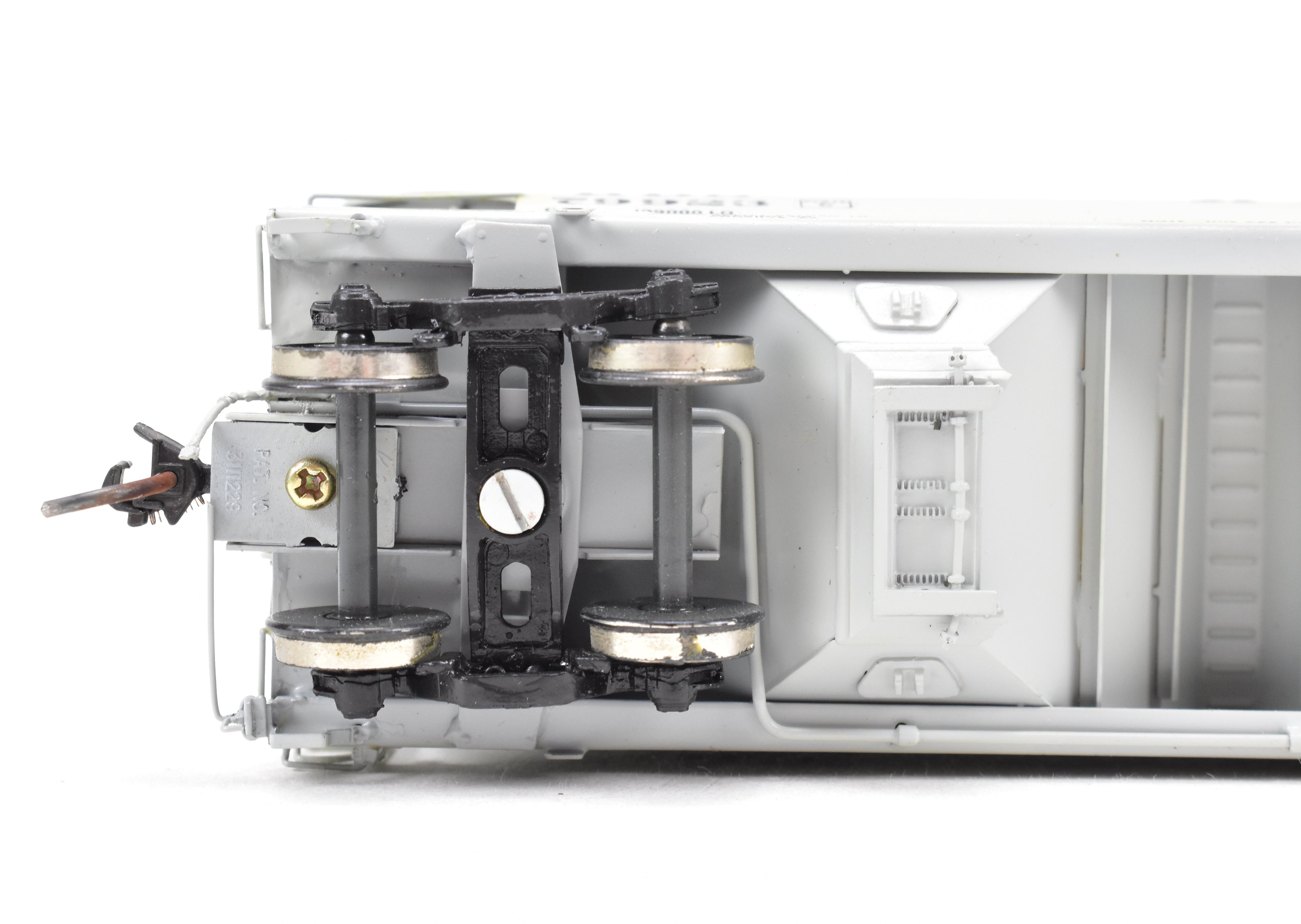 HO Scale Brass Model Train - Overland Models, Inc. (OMI) Reading RDG ACF 3 - Bay Centerflow 4650 Covered Hopper with 3 Long Hatches, CP No. 79923