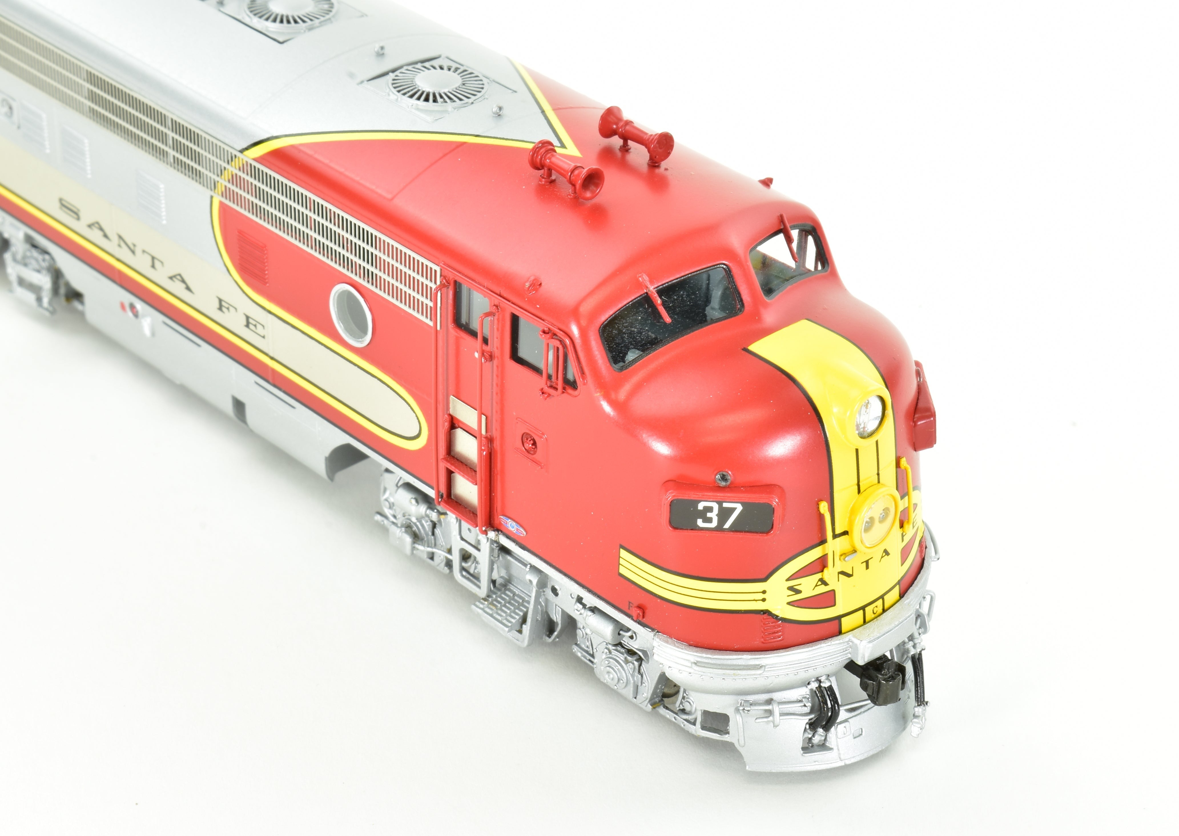 High - Quality HO Scale Brass Diesel Locomotive CON CIL - Challenger Imports ATSF Santa Fe Passenger Service EMD F7 A/B/B/A Set with Factory Painting and Plating