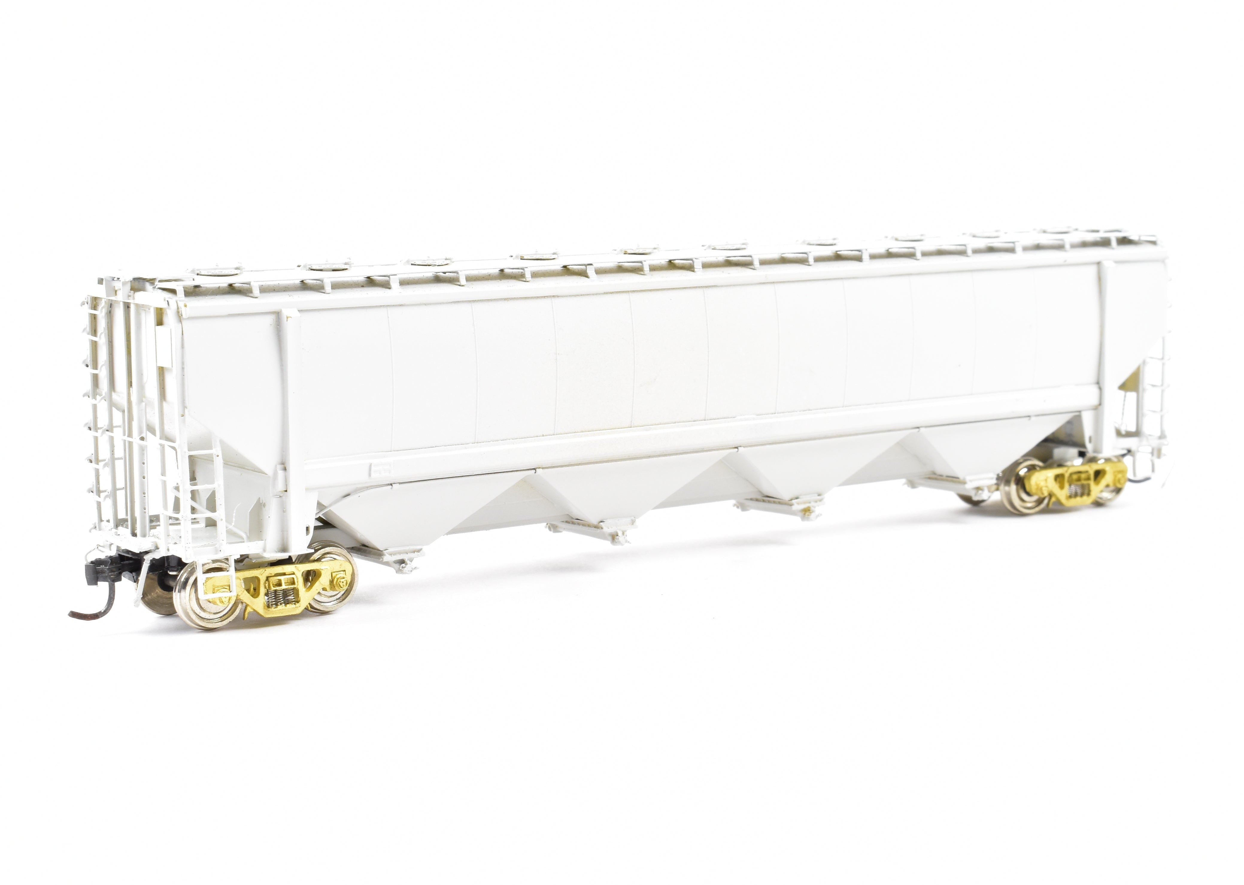 HO Brass OMI Richmond Covered Hopper 5800 Cubic Ft - Partially Painted