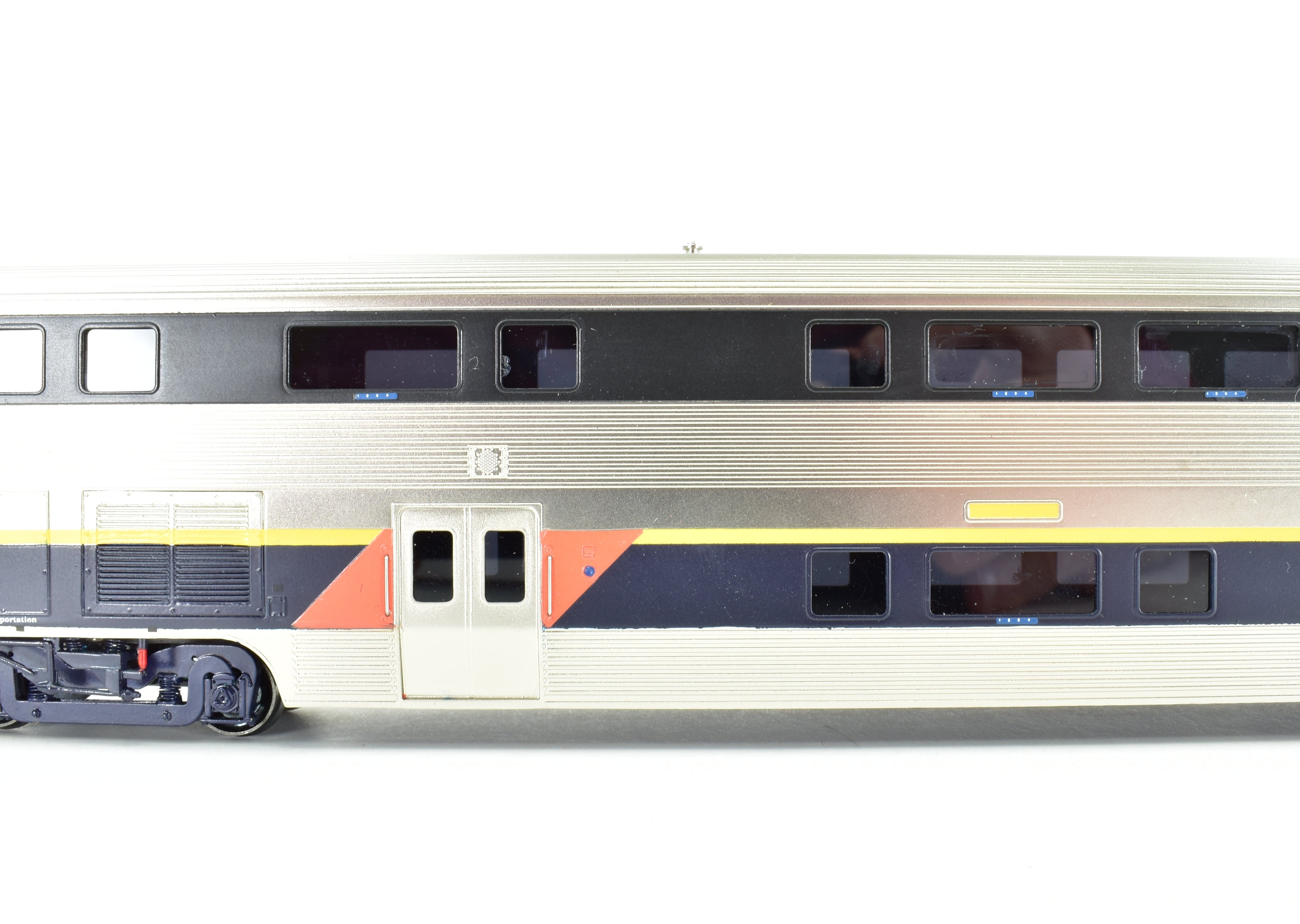 HO Scale Brass Amtrak California Dining Car Model by Overland Models, Inc.