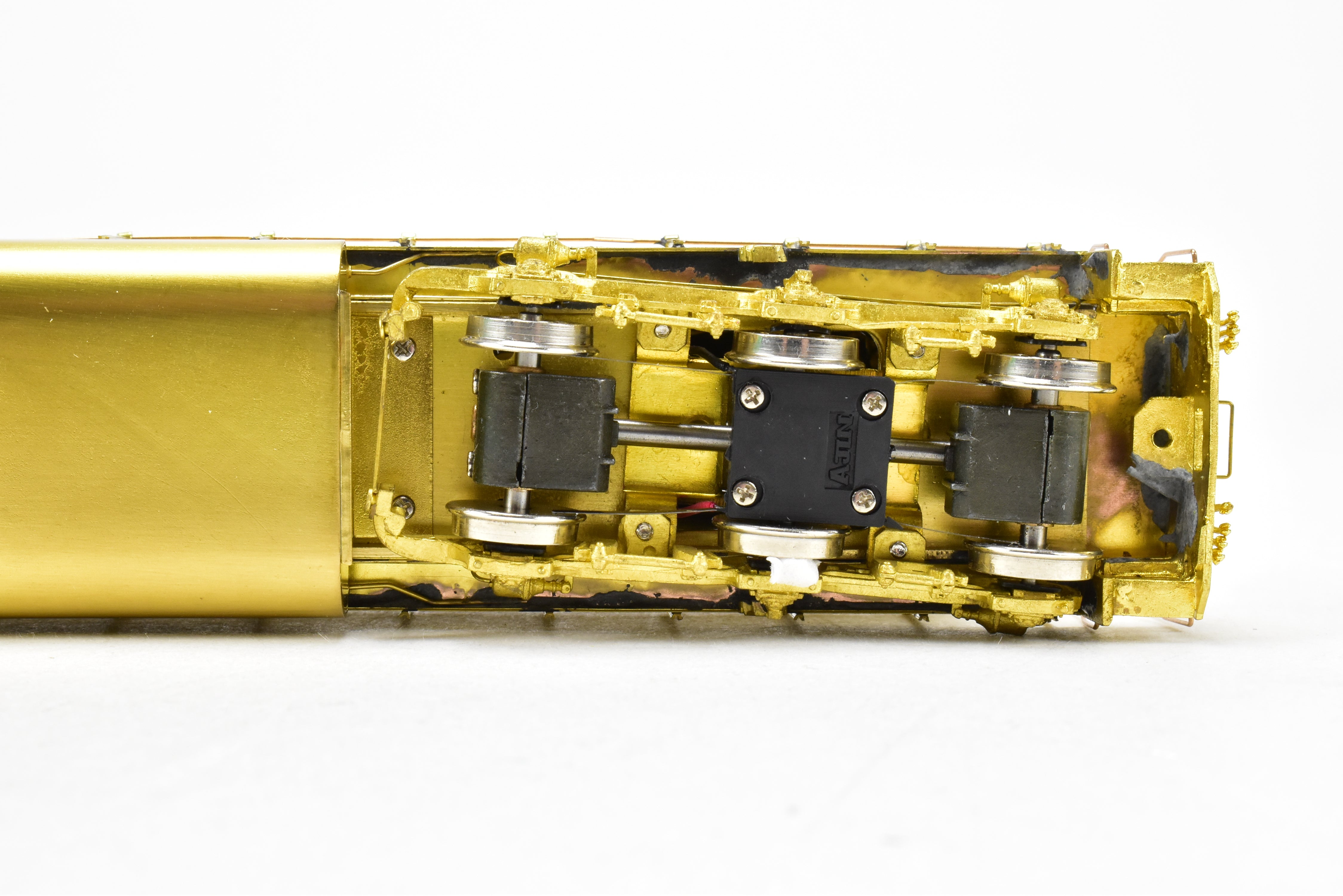 HO Scale Brass Model Train - Overland Models Inc. Canadian Pacific Railway EMD SD40 - 2 Locomotives #6031 - 6060 with Extended Range Dynamic Brakes