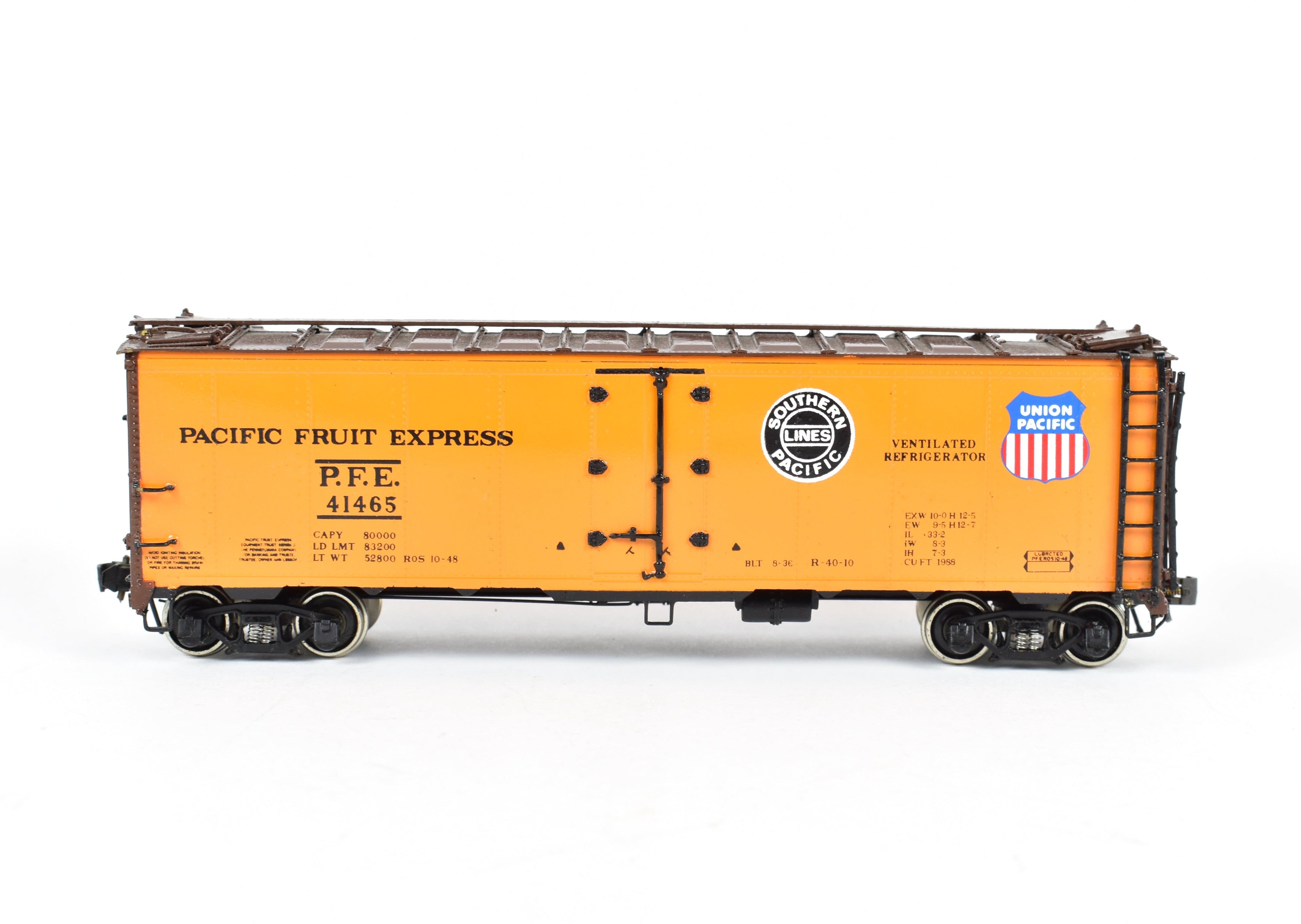 High - Quality HO Scale Brass Challenger Imports CIL Pacific Fruit Express R - 40 - 10 Refrigerator Car Model with FP #41465
